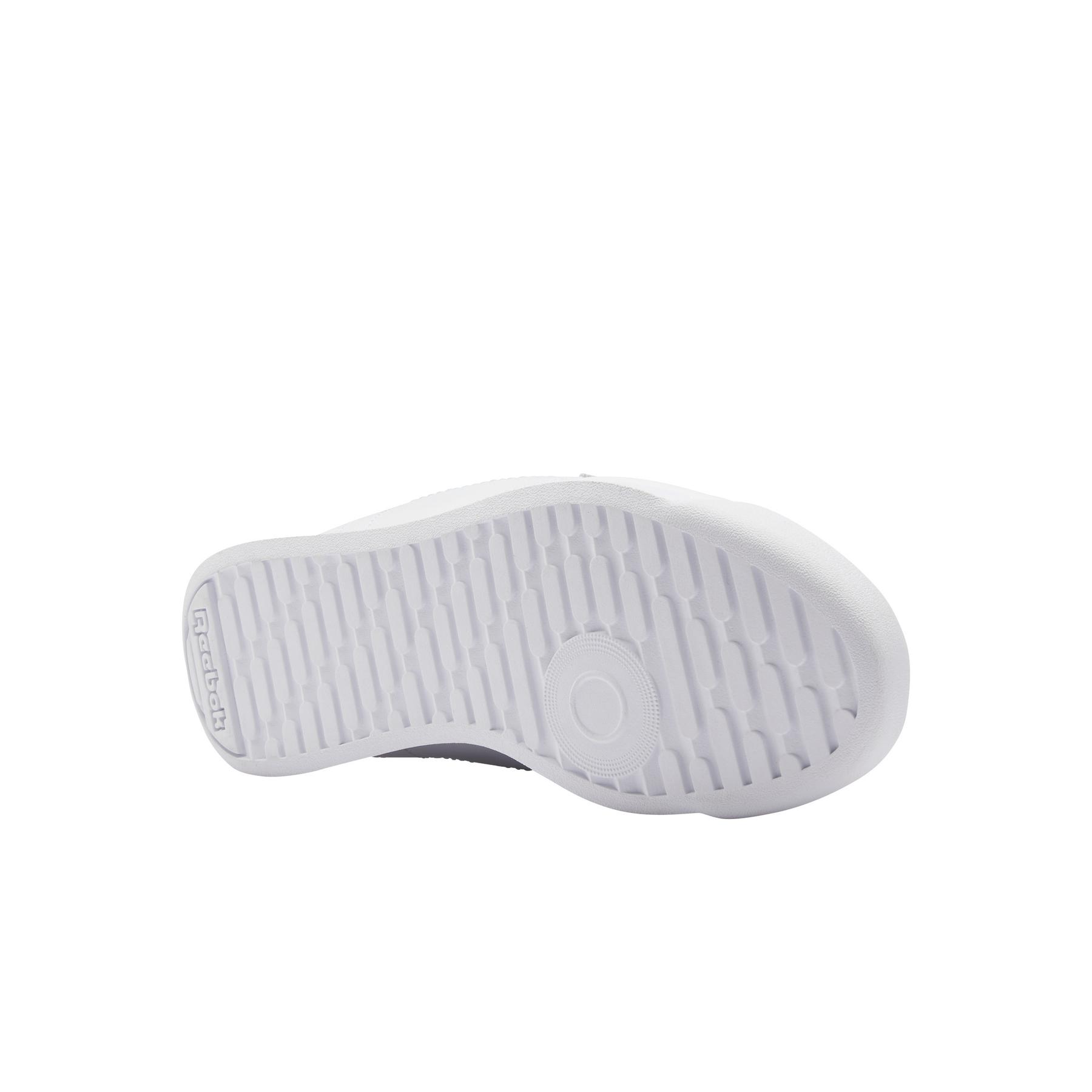 product/r/e/reebok-classics_cn2212_4_footwear_photography_bottom_view_white_000.jpg