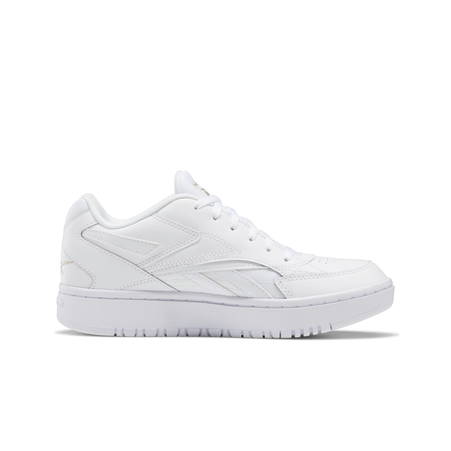 product/r/e/reebok-classics_eg5824_4_footwear_photography_side_medial_center_view_white_000.jpg