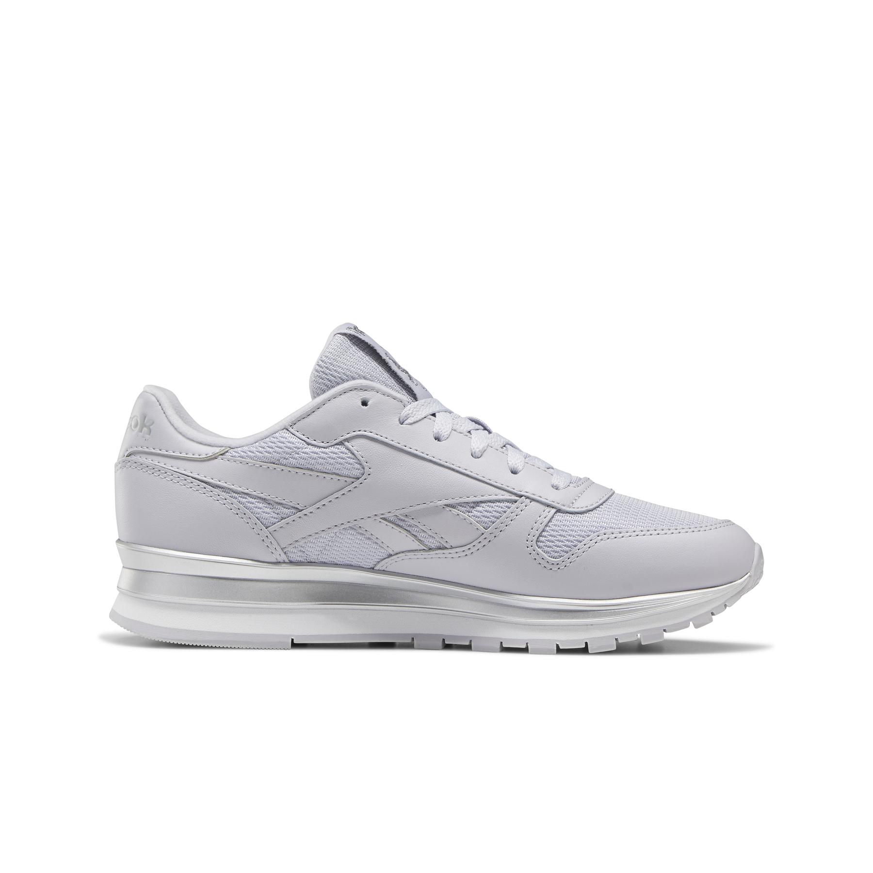 product/r/e/reebok-classics_eg6323_4_footwear_photography_side_medial_center_view_white_000.jpg