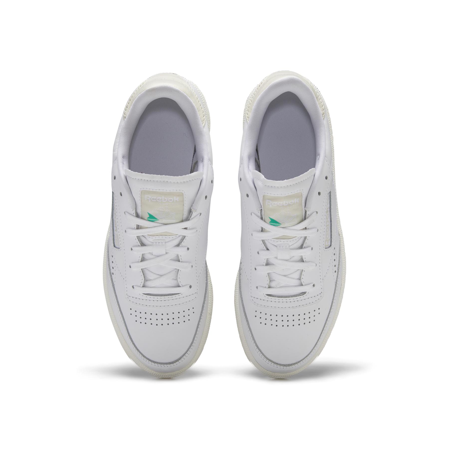 product/r/e/reebok-classics_fv1095_2_footwear_photography_top_portrait_view_white_000.jpg