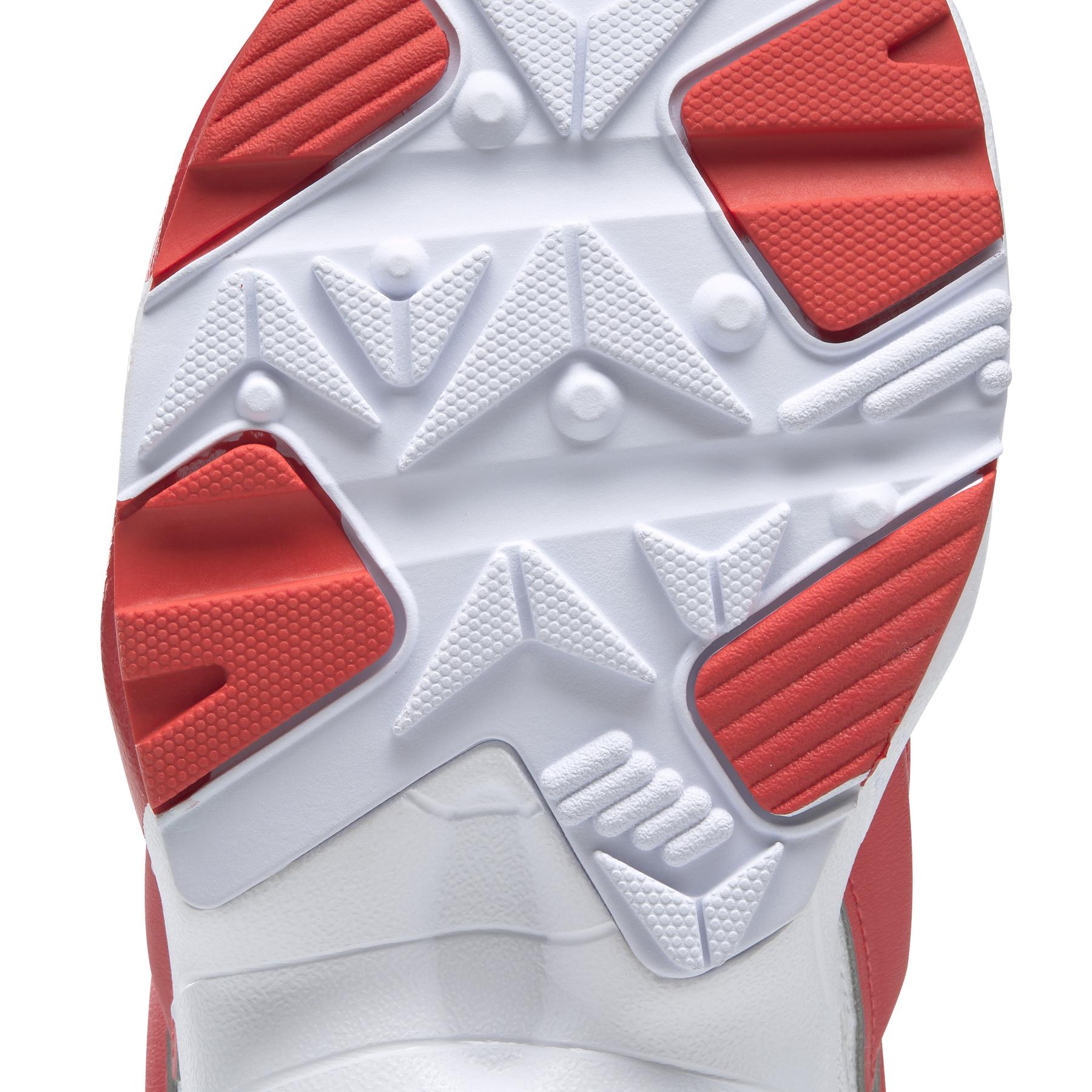 product/r/e/reebok-classics_fv5476_8_footwear_photography_detail_view_2_white_000.jpg