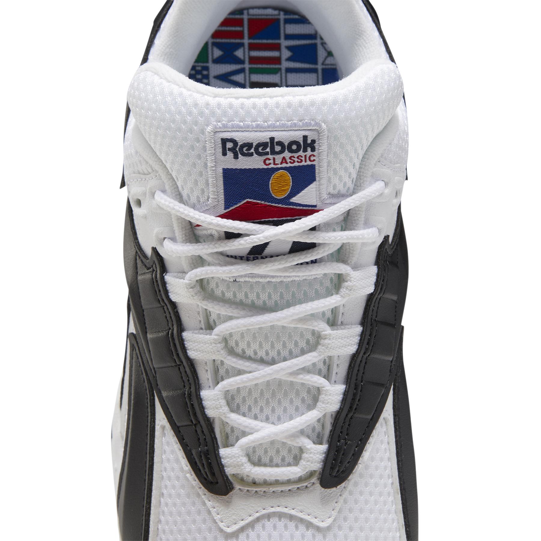 product/r/e/reebok-classics_fv5478_7_footwear_photography_detail_view_1_white_000.jpg