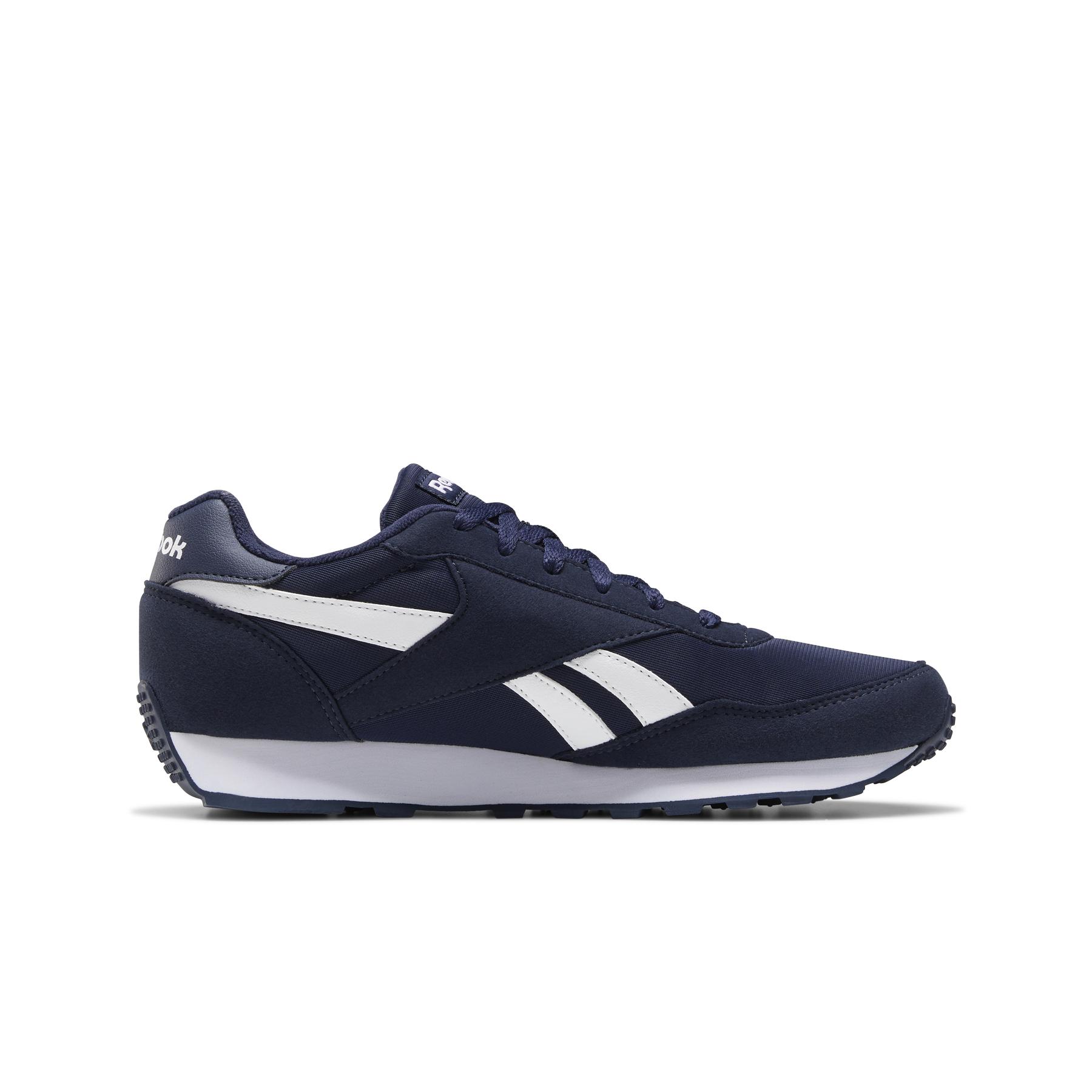 product/r/e/reebok-classics_fz0663_4_footwear_photography_side_medial_center_view_white_000.jpg