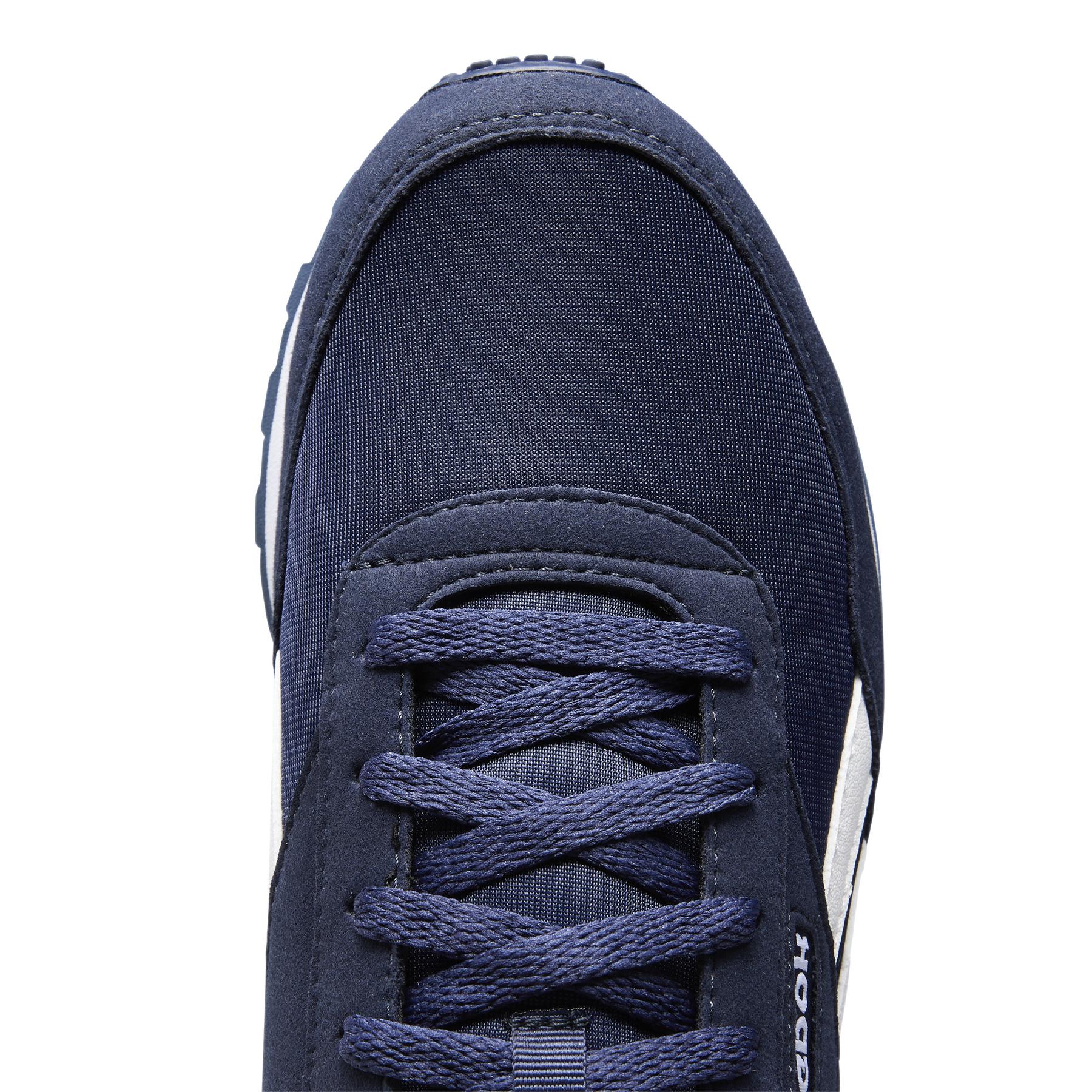 product/r/e/reebok-classics_fz0663_8_footwear_photography_detail_view_2_white_000.jpg