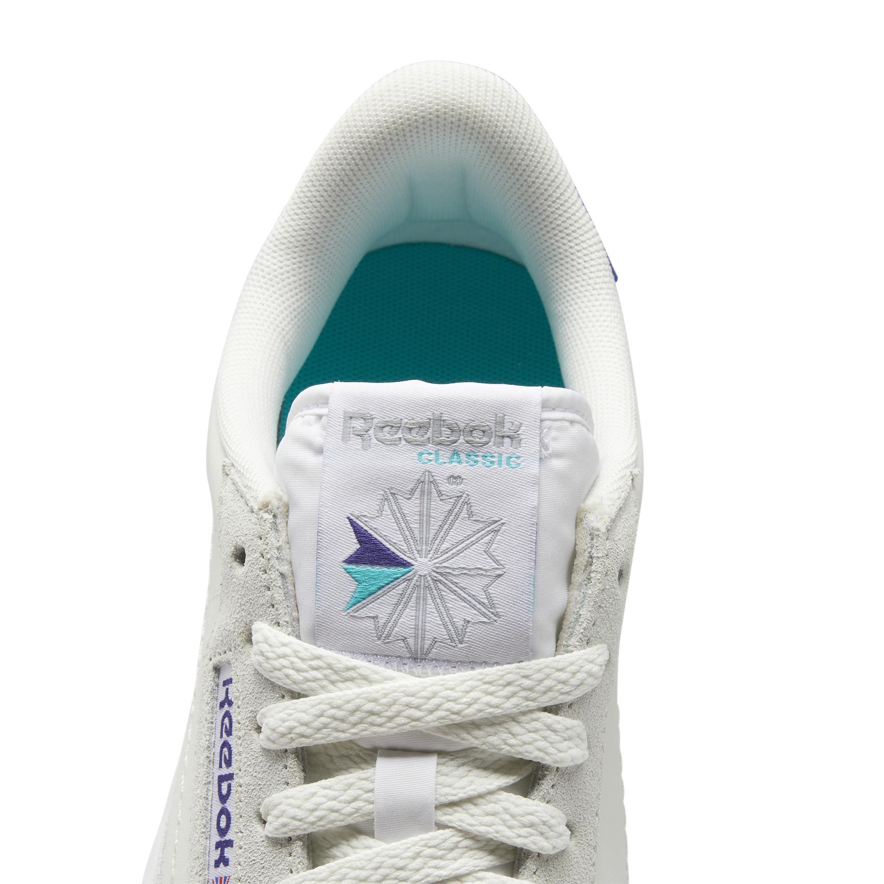 product/r/e/reebok-classics_gy6774_7_footwear_photography_detail_view_1_white_000.jpg