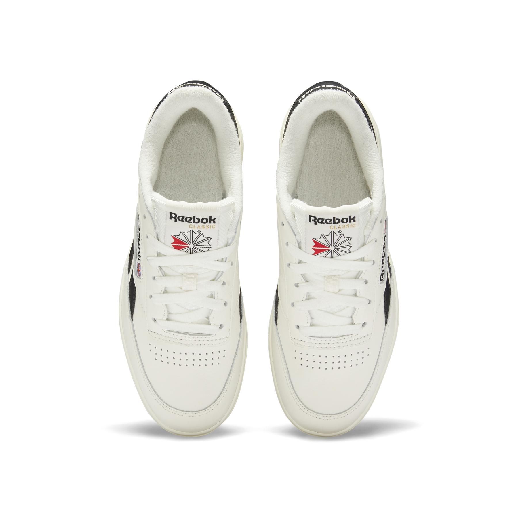 product/r/e/reebok-classics_h04190_2_footwear_photography_top_portrait_view_white_000.jpg