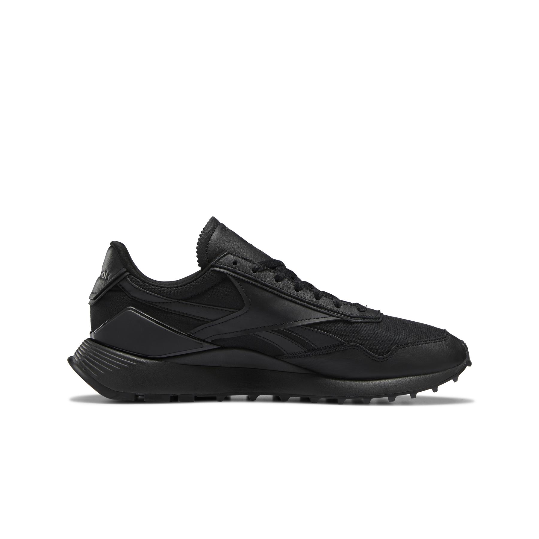 product/r/e/reebok-classics_h68650_4_footwear_photography_side_medial_center_view_white_000.jpg