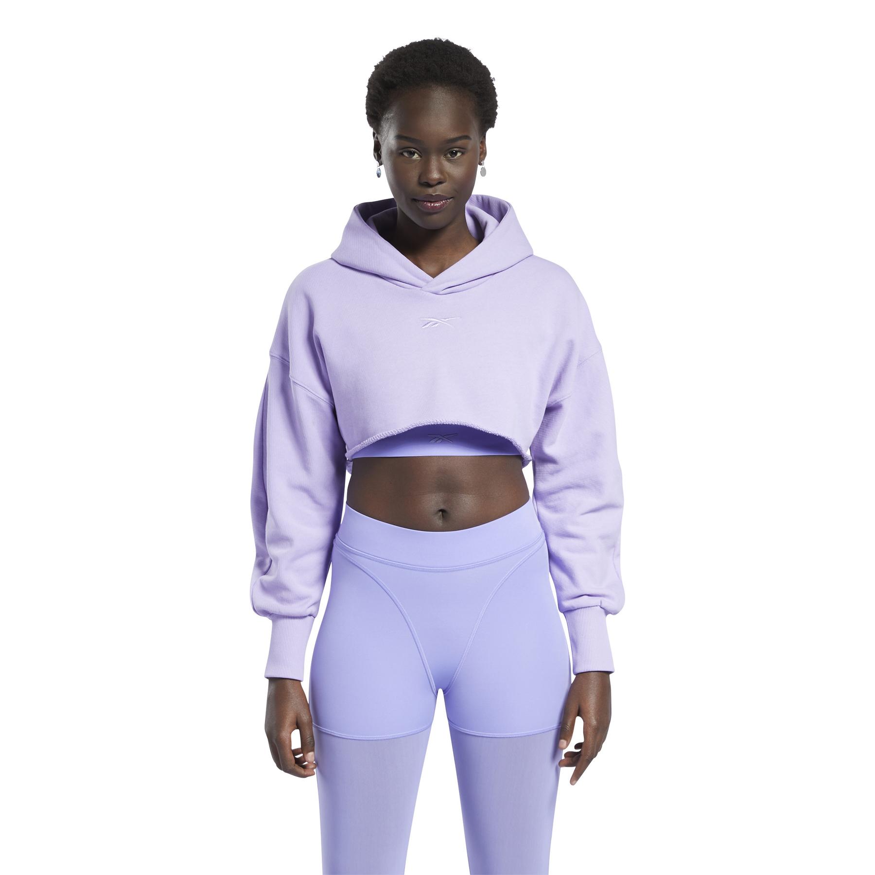 product/r/e/reebok-classics_hb1745_2_apparel_on_model_standard_view_white.jpg