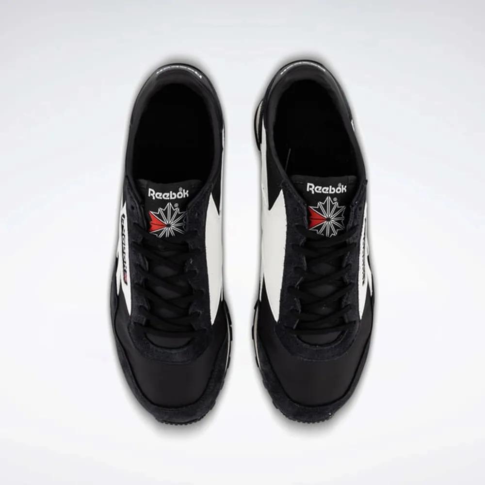 product/r/e/reebok_100231047_black-washed-black-chalk_4.jpg