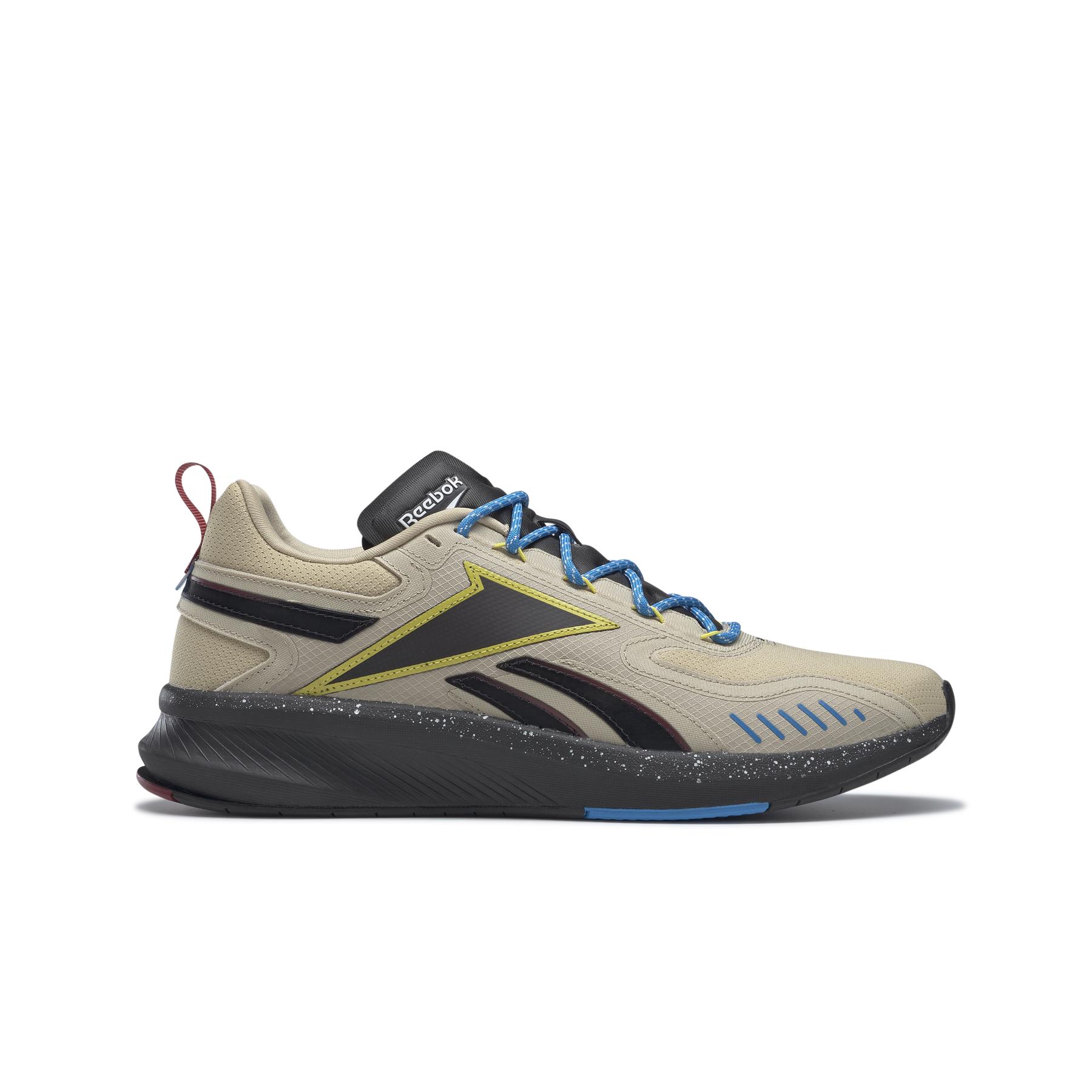 product/r/e/reebok_fw7588_1_footwear_photography_side_lateral_center_view_white_000.jpg