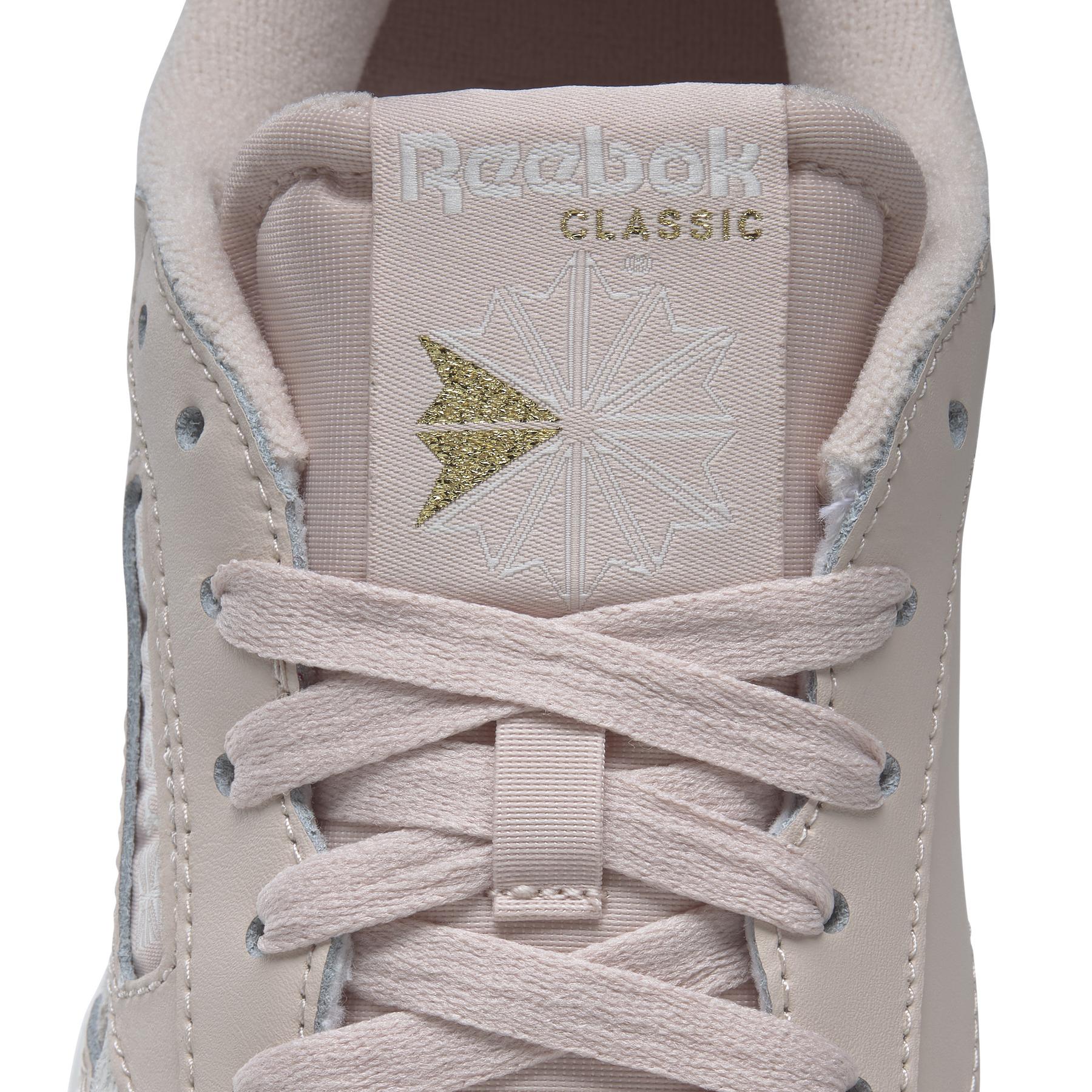 product/r/e/reebok_gy1381_7_footwear_photography_detail_view_1_white_000.jpg
