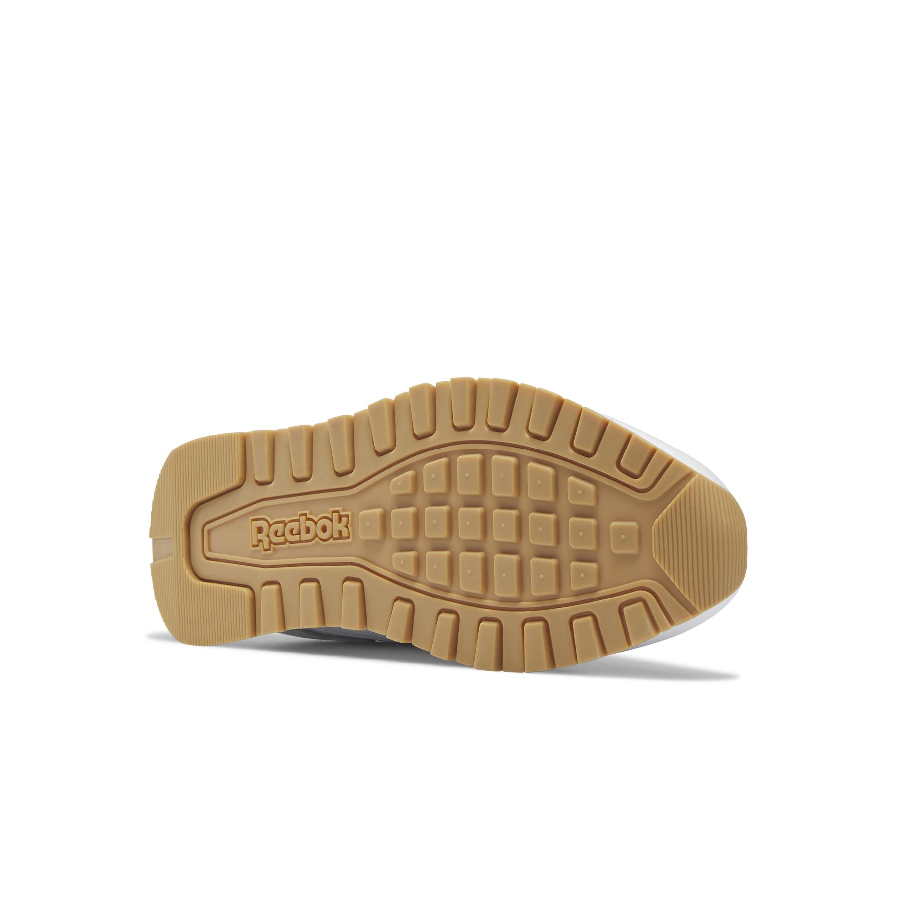 product/r/e/reebok_gz2323_3_footwear_photography_bottom_view_white_000.jpg
