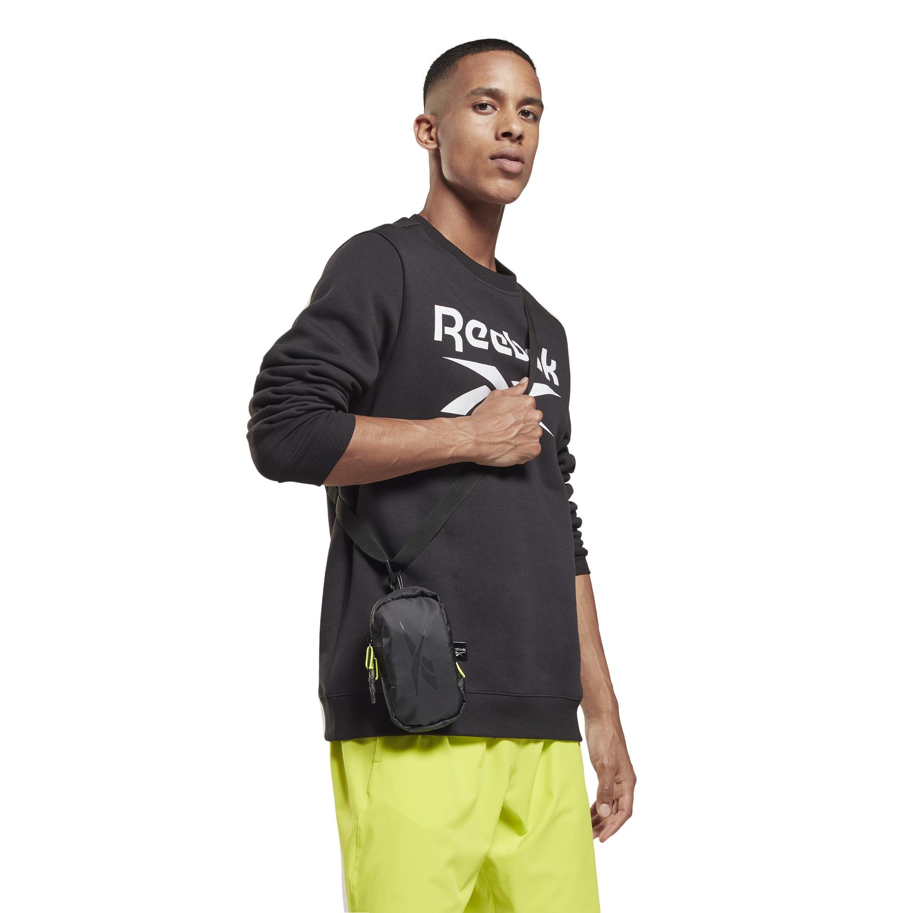 product/r/e/reebok_h37594_2_hardware_on_model_standard_outfit_view_white.jpg