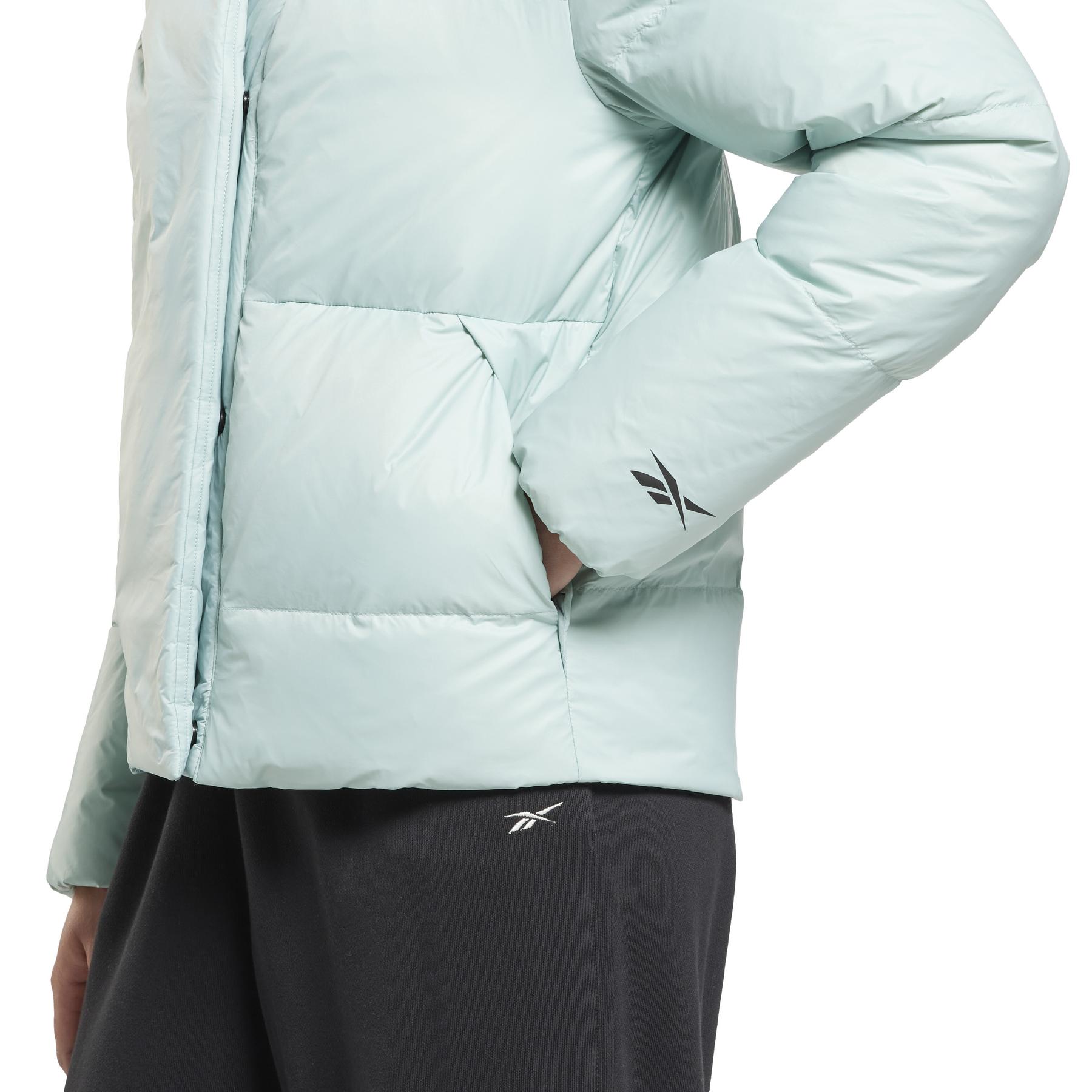 product/r/e/reebok_hh7254_6_apparel_on_model_detail_view_2_white.jpg