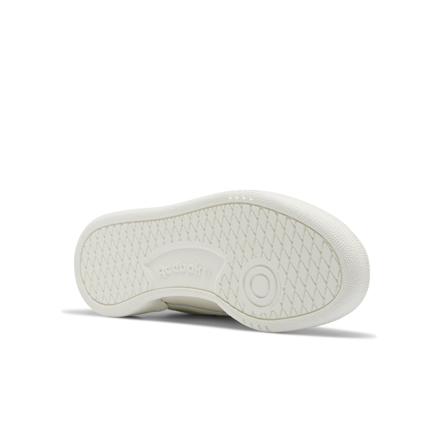 product/r/e/reebok_hq0947_3_footwear_photography_bottom_view_white_000.jpg