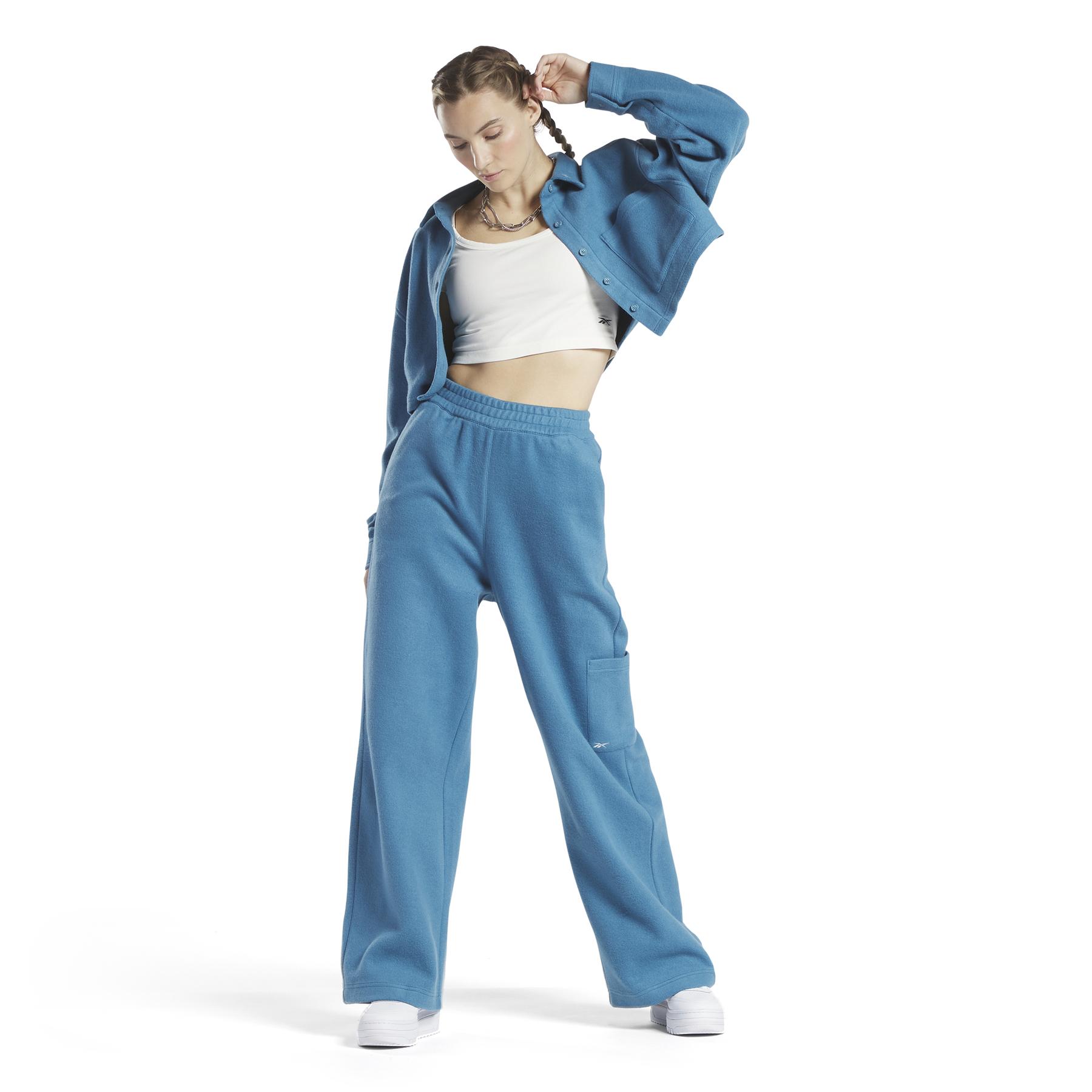 product/r/e/reebok_hs0389_4_apparel_on_model_side_view_white.jpg