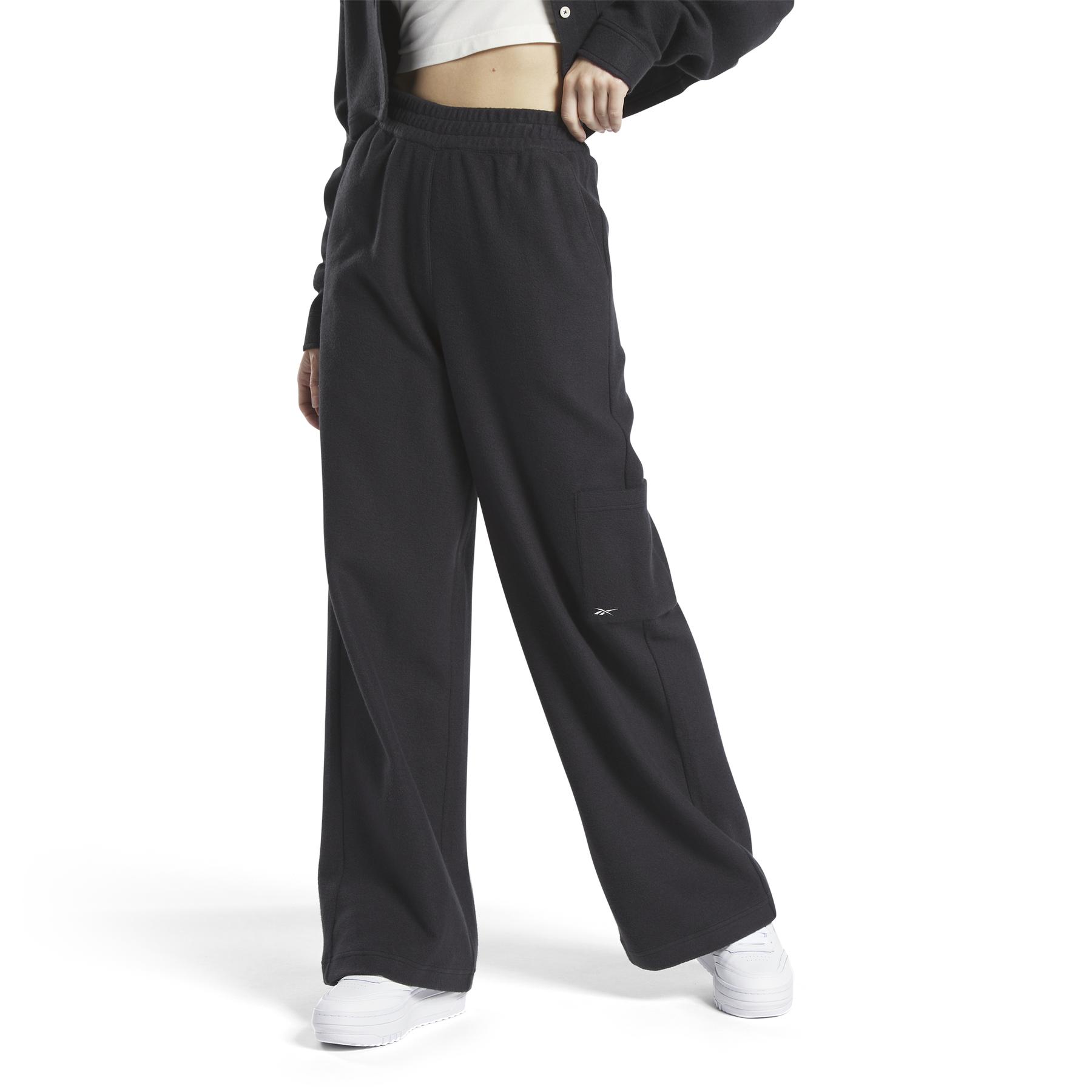 product/r/e/reebok_ht7838_2_apparel_on_model_standard_view_white.jpg