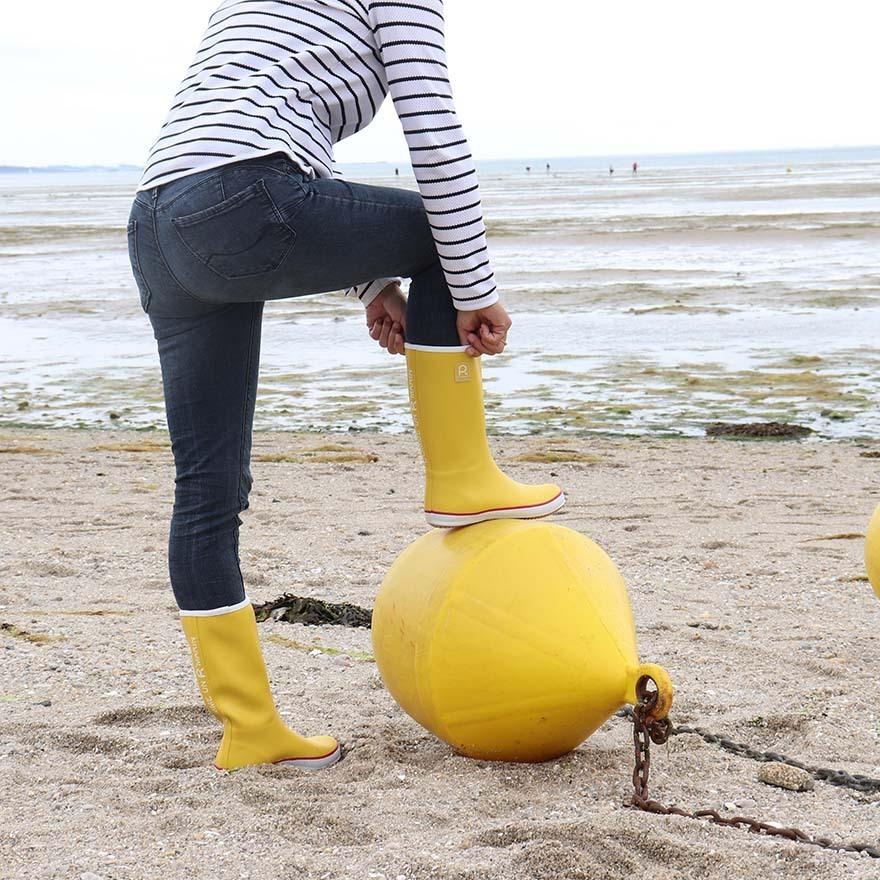 product/r/o/rouchette_botte-cap-femme-jaune_2-nw041224.jpg