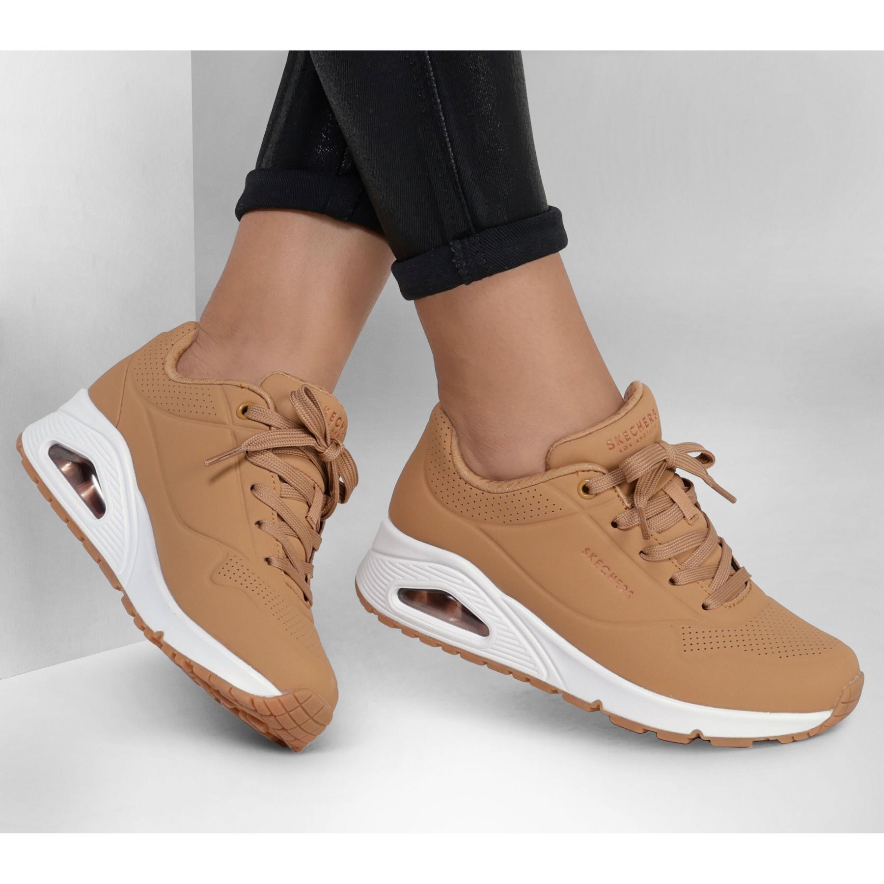 product/s/k/skechers_73690-tan_marron_3.jpg