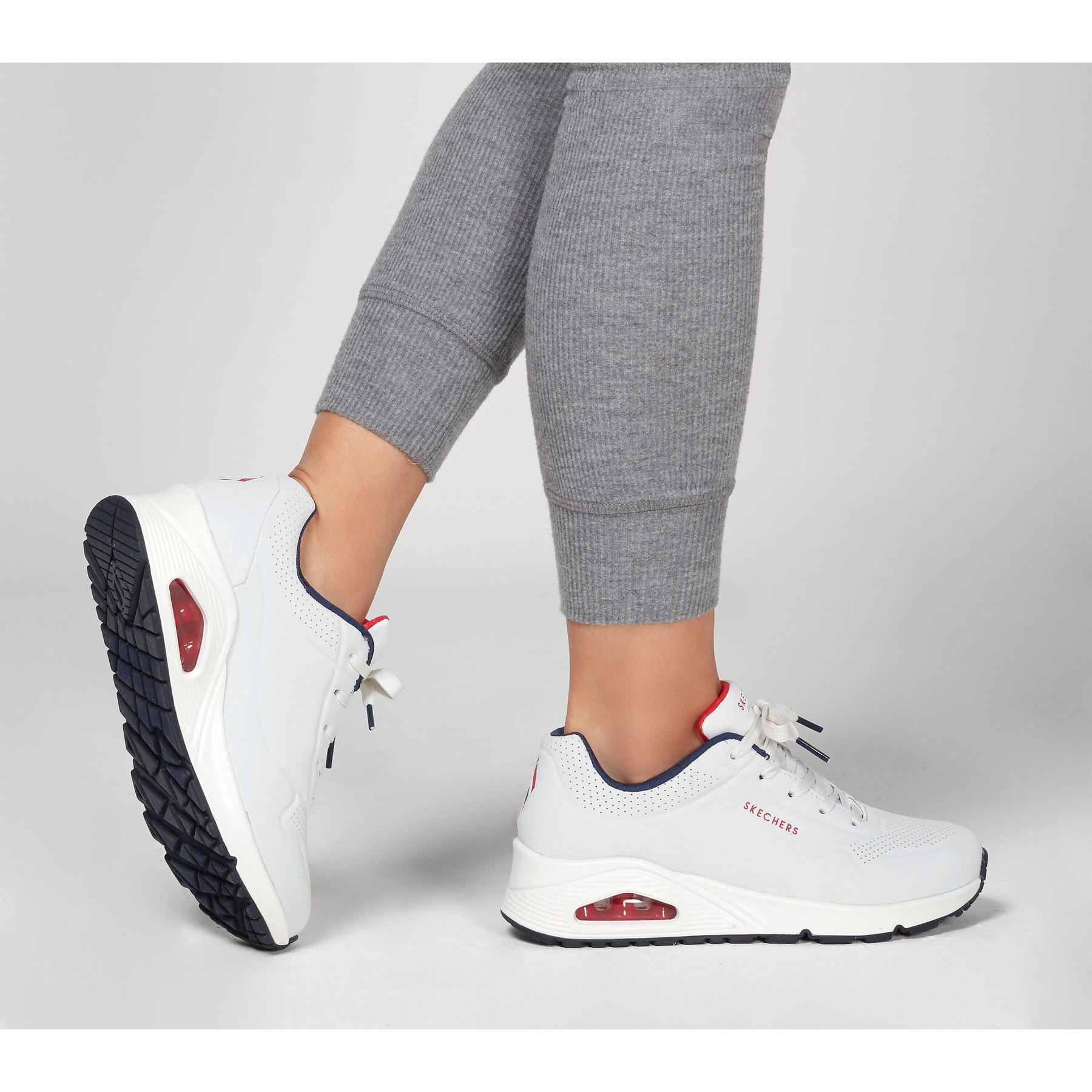 product/s/k/skechers_73690-wnvr_200.jpg