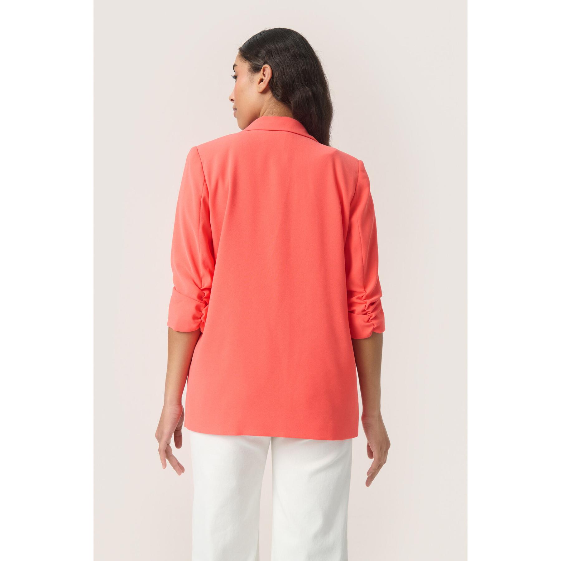 product/s/o/soaked-in-luxury_30403608-171656_5.jpg