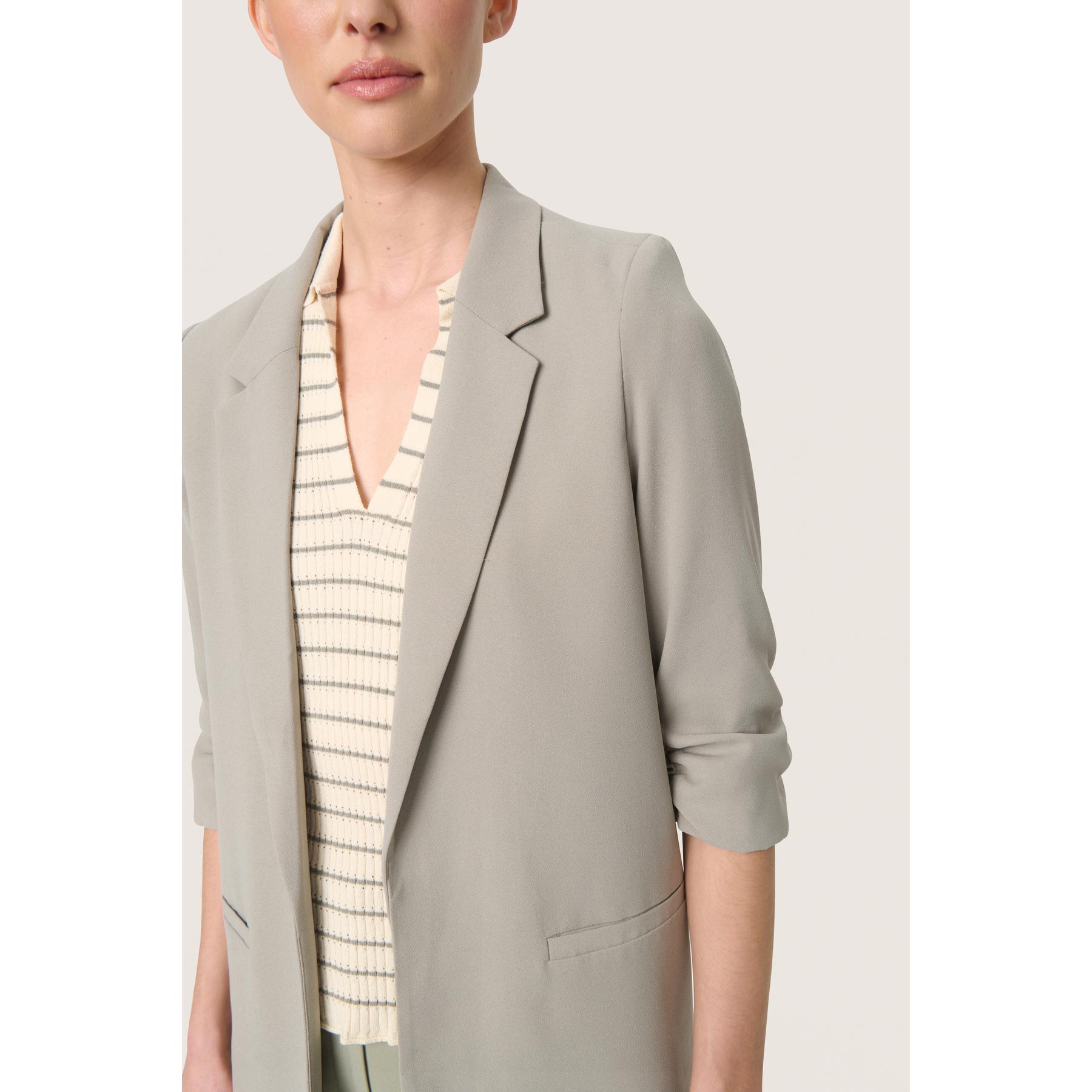 product/s/o/soaked-in-luxury_30403608-176206_2.jpg