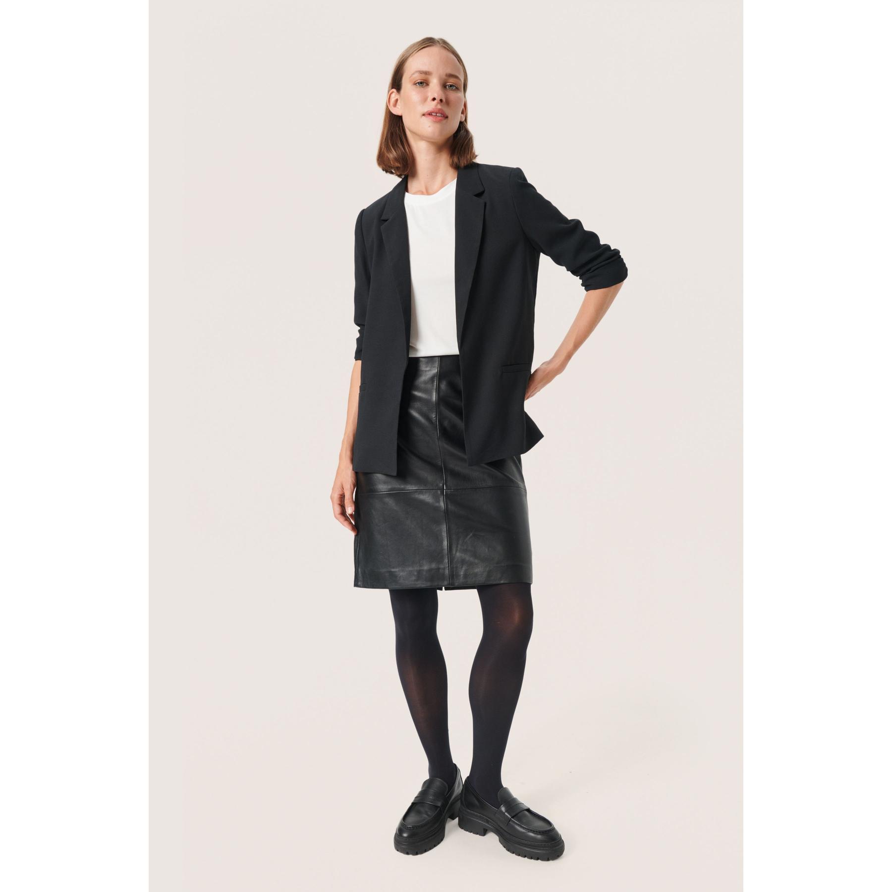 product/s/o/soaked-in-luxury_30403608-40050_1.jpg
