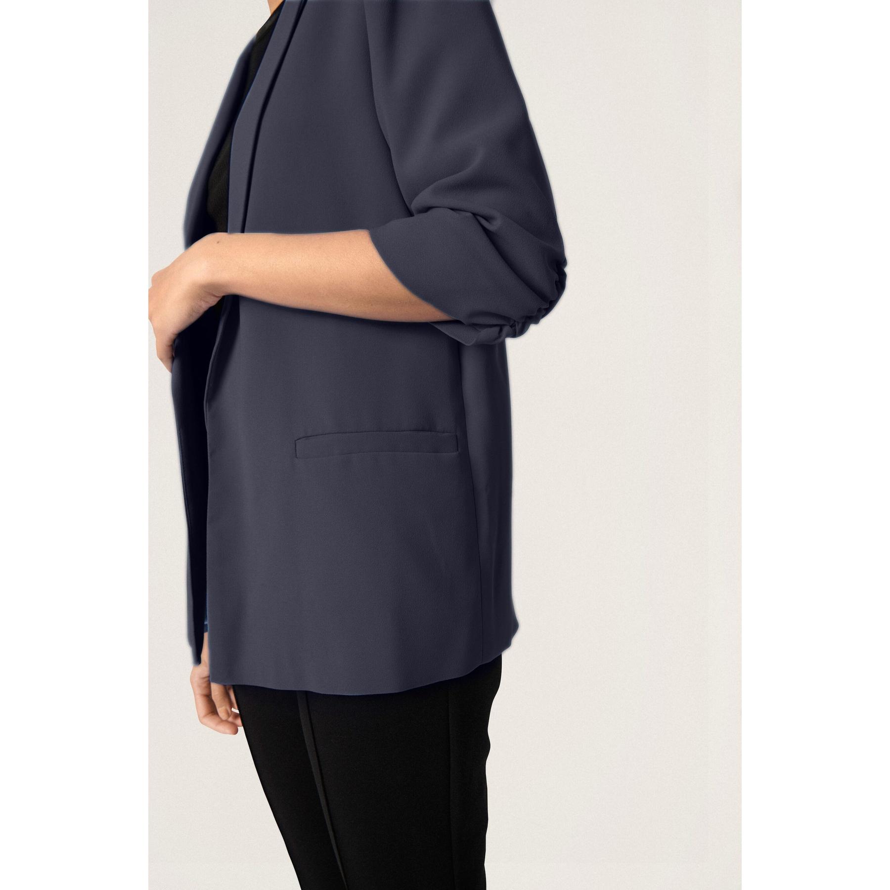 product/s/o/soaked-in-luxury_30403608-42022_navy_7.jpg