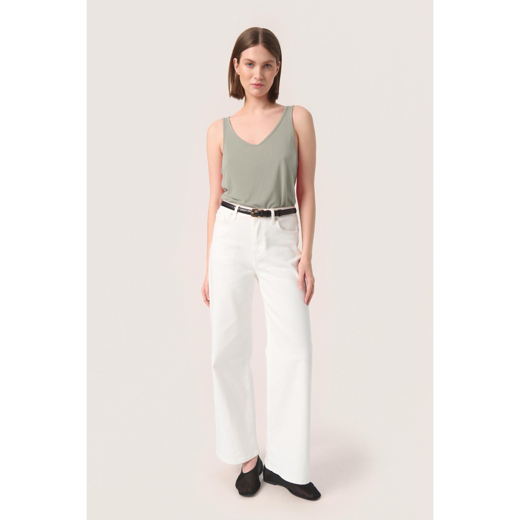 product/s/o/soaked-in-luxury_30404199-176206_3.jpg