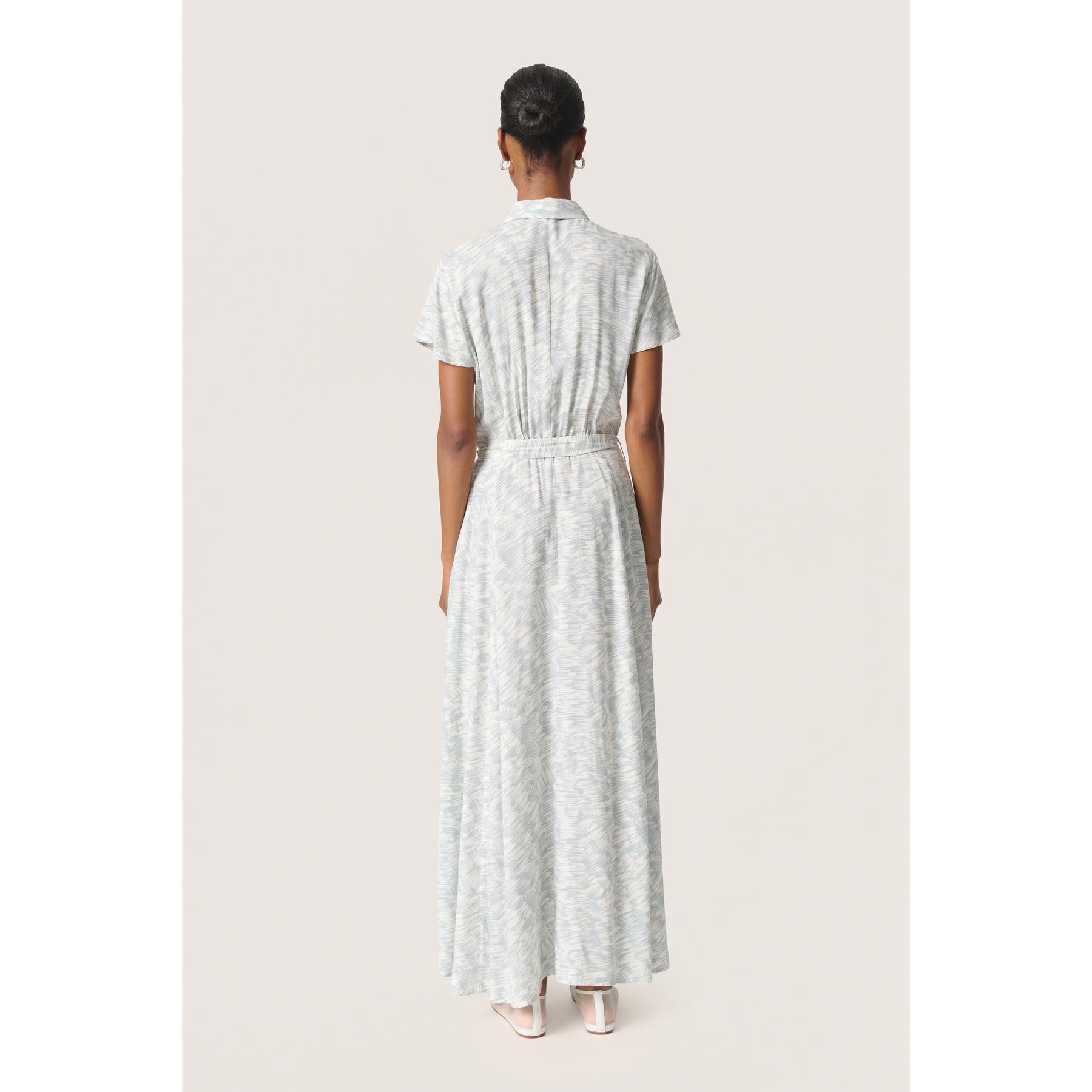 product/s/o/soaked-in-luxury_30404807-303505_1.jpg