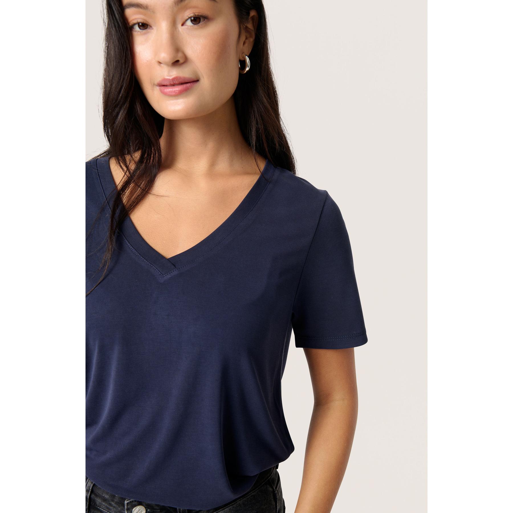 product/s/o/soaked-in-luxury_30404970-193924_2.jpg