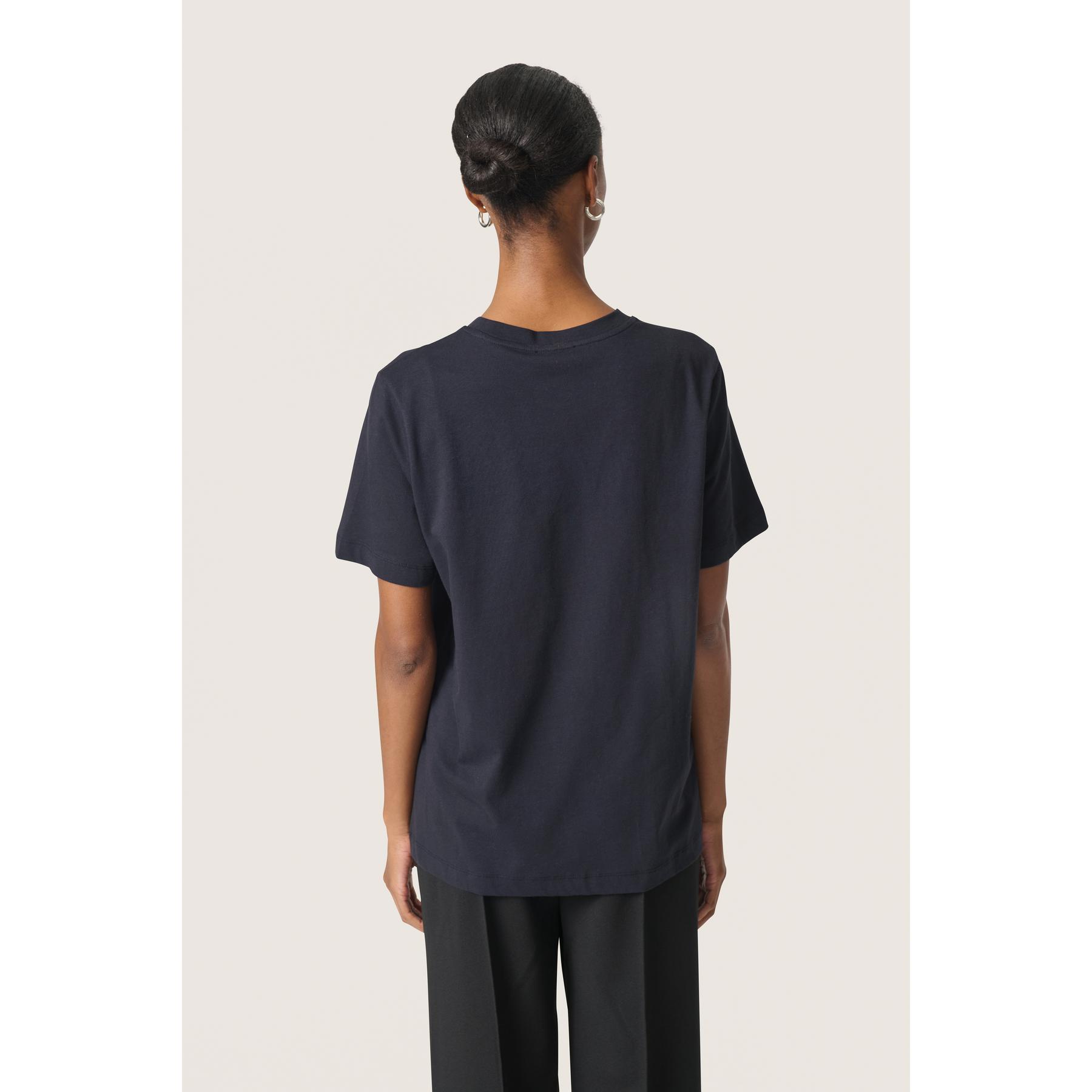 product/s/o/soaked-in-luxury_30406858-193924_5.jpg