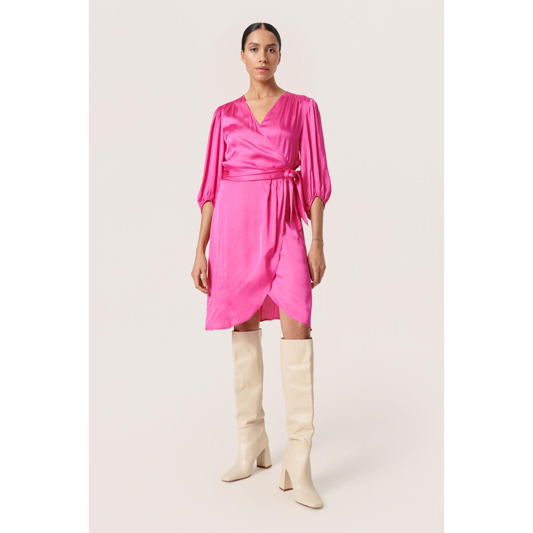 product/s/o/soaked-in-luxury_30406871-182330_4.jpg