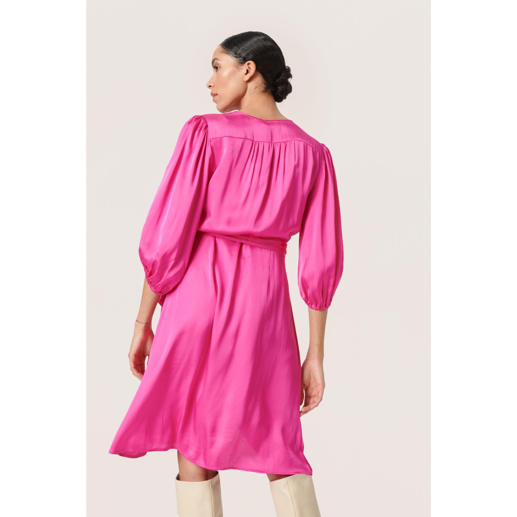 product/s/o/soaked-in-luxury_30406871-182330_6.jpg