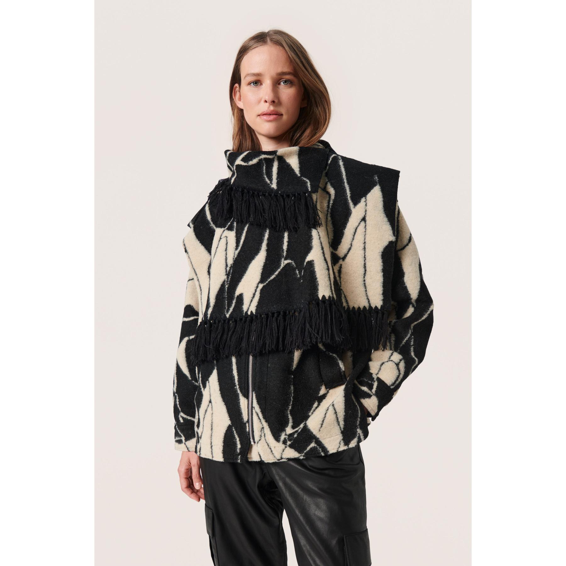 product/s/o/soaked-in-luxury_30407025-302323_5.jpg