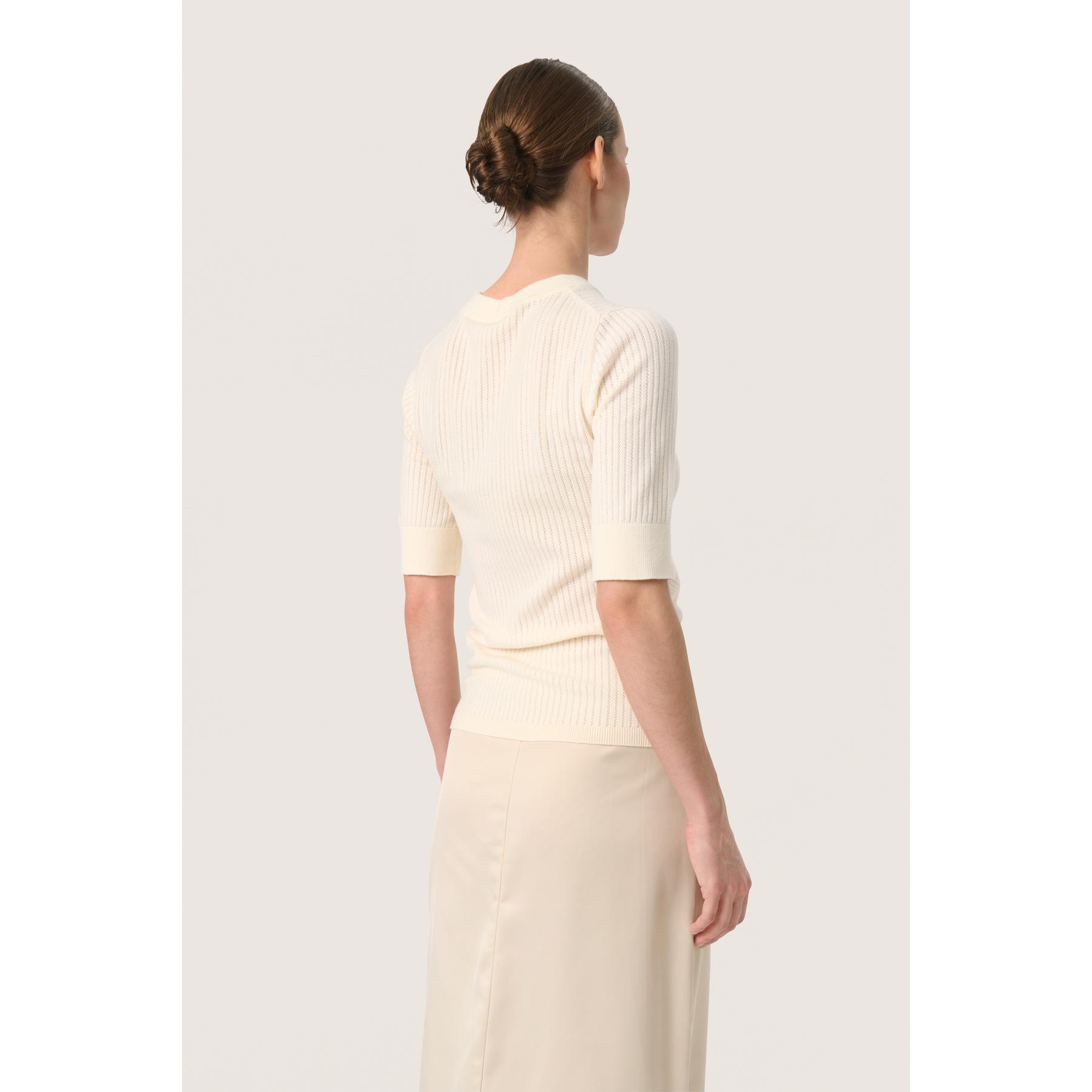 product/s/o/soaked-in-luxury_30407185-110701_11.jpg