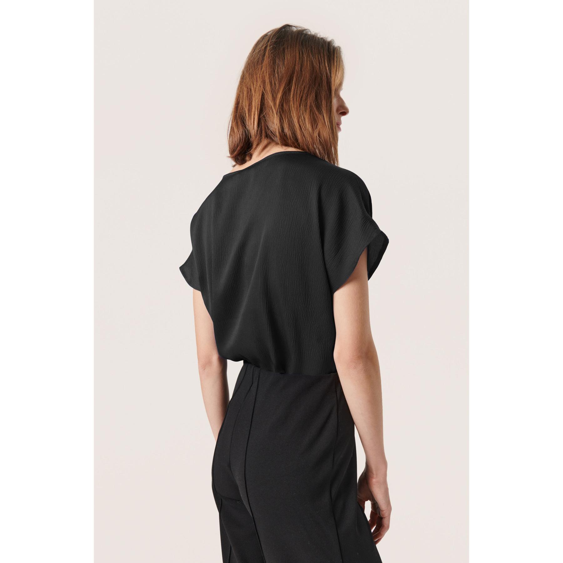 product/s/o/soaked-in-luxury_30407198-194008_5.jpg