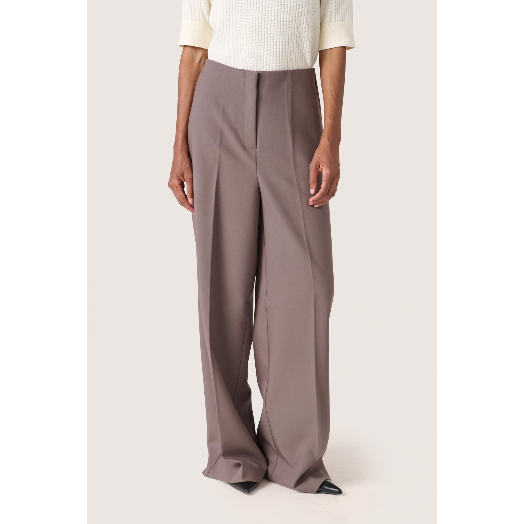 product/s/o/soaked-in-luxury_30407228-180403_2.jpg