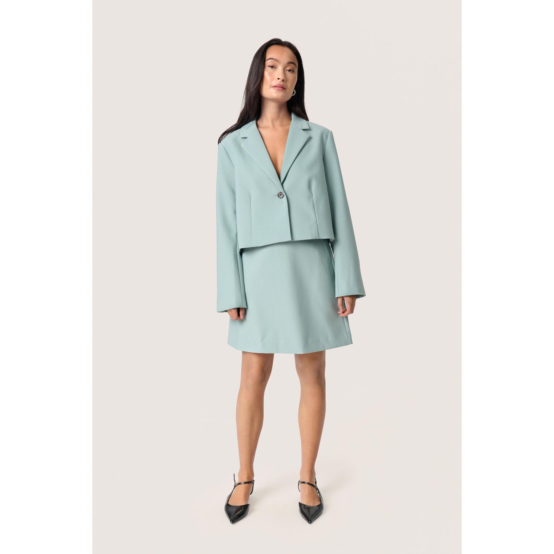 product/s/o/soaked-in-luxury_30407280-164706_1.jpg