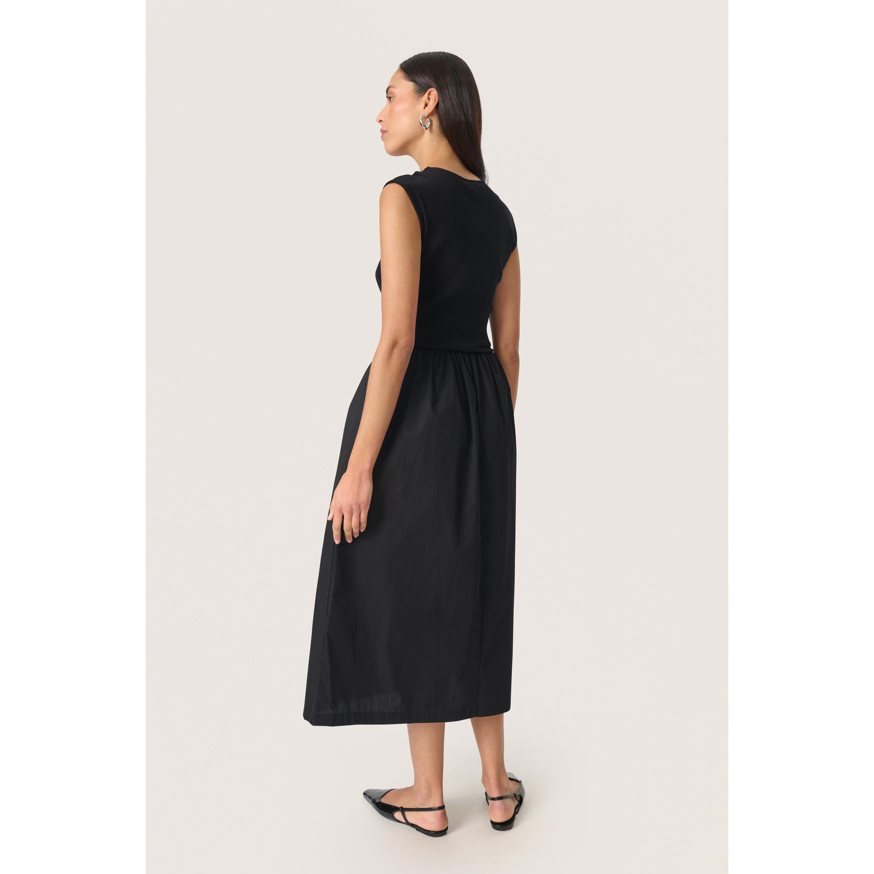 product/s/o/soaked-in-luxury_30407490-194008_13.jpg