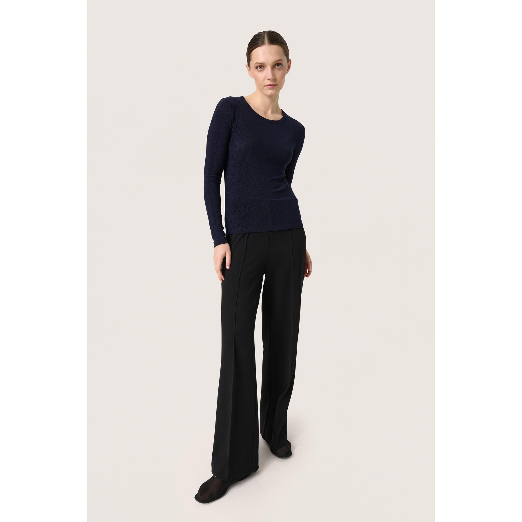 product/s/o/soaked-in-luxury_30407516-193924_9.jpg