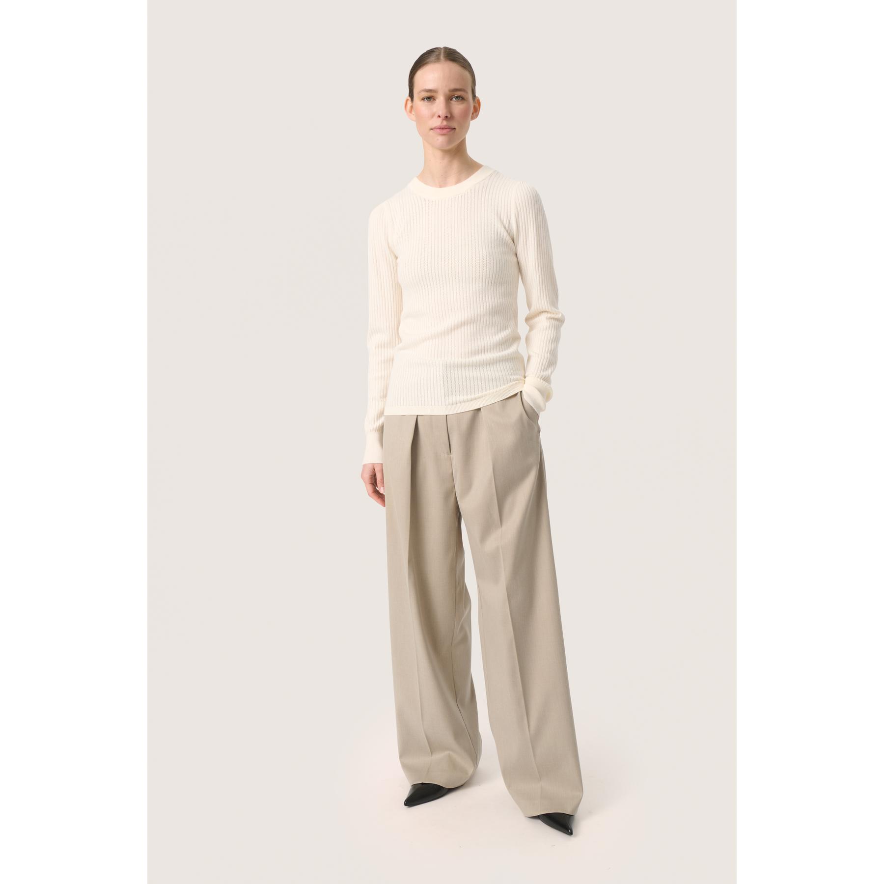 product/s/o/soaked-in-luxury_30407590-110701_3.jpg