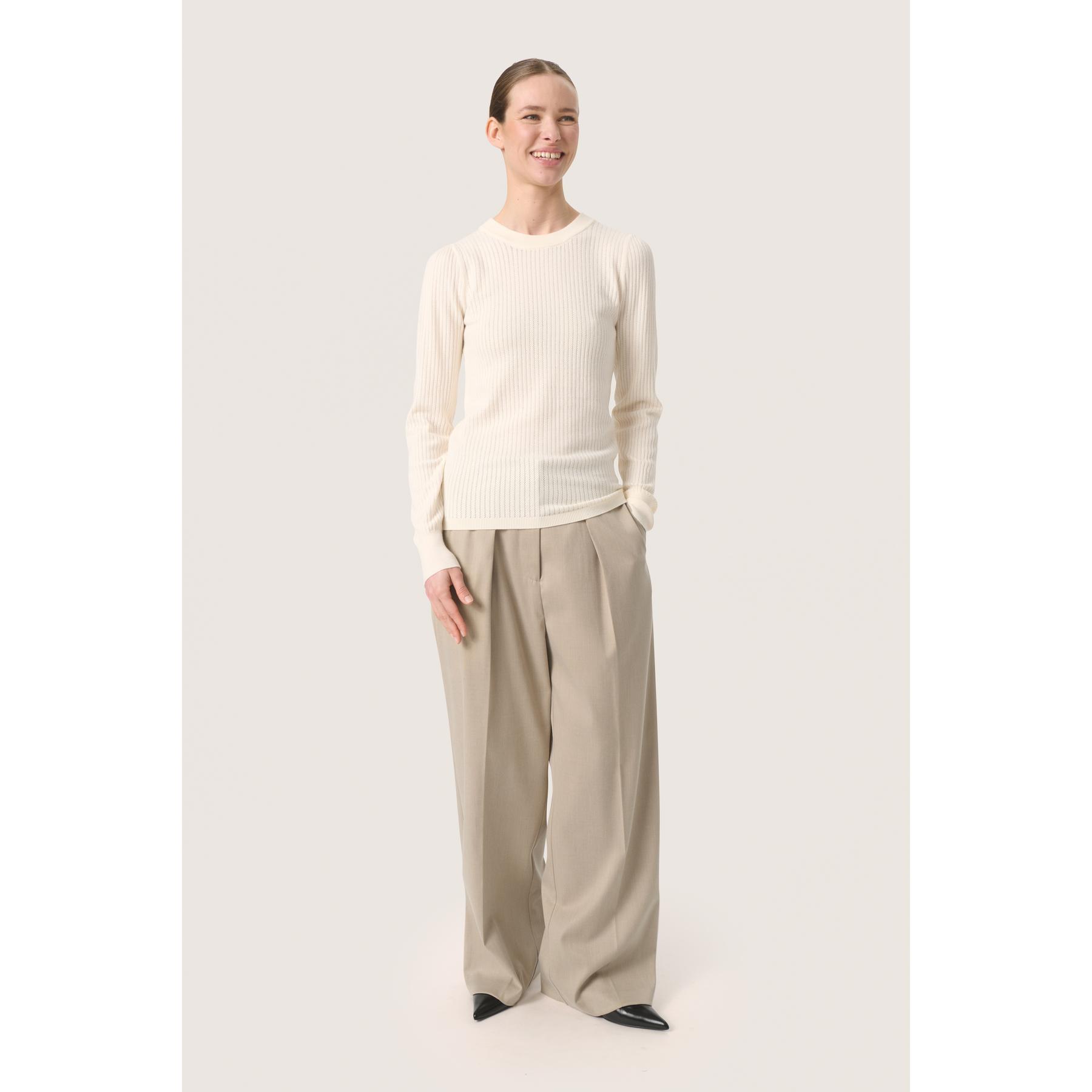 product/s/o/soaked-in-luxury_30407590-110701_4.jpg