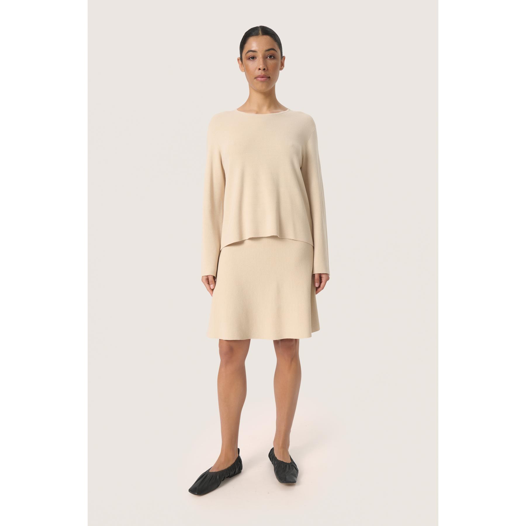 product/s/o/soaked-in-luxury_30407685-130401_3.jpg