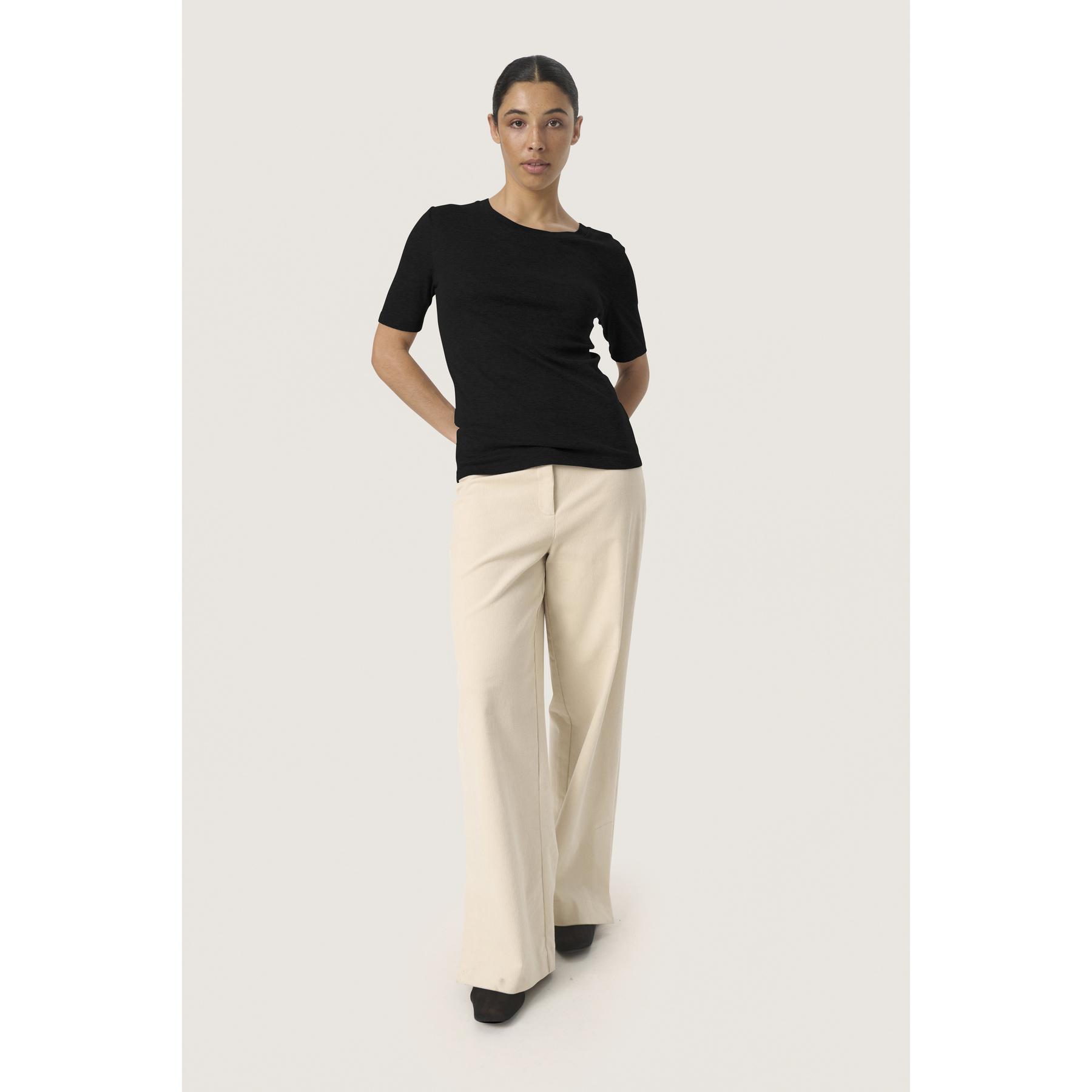 product/s/o/soaked-in-luxury_30407715-194008_3.jpg