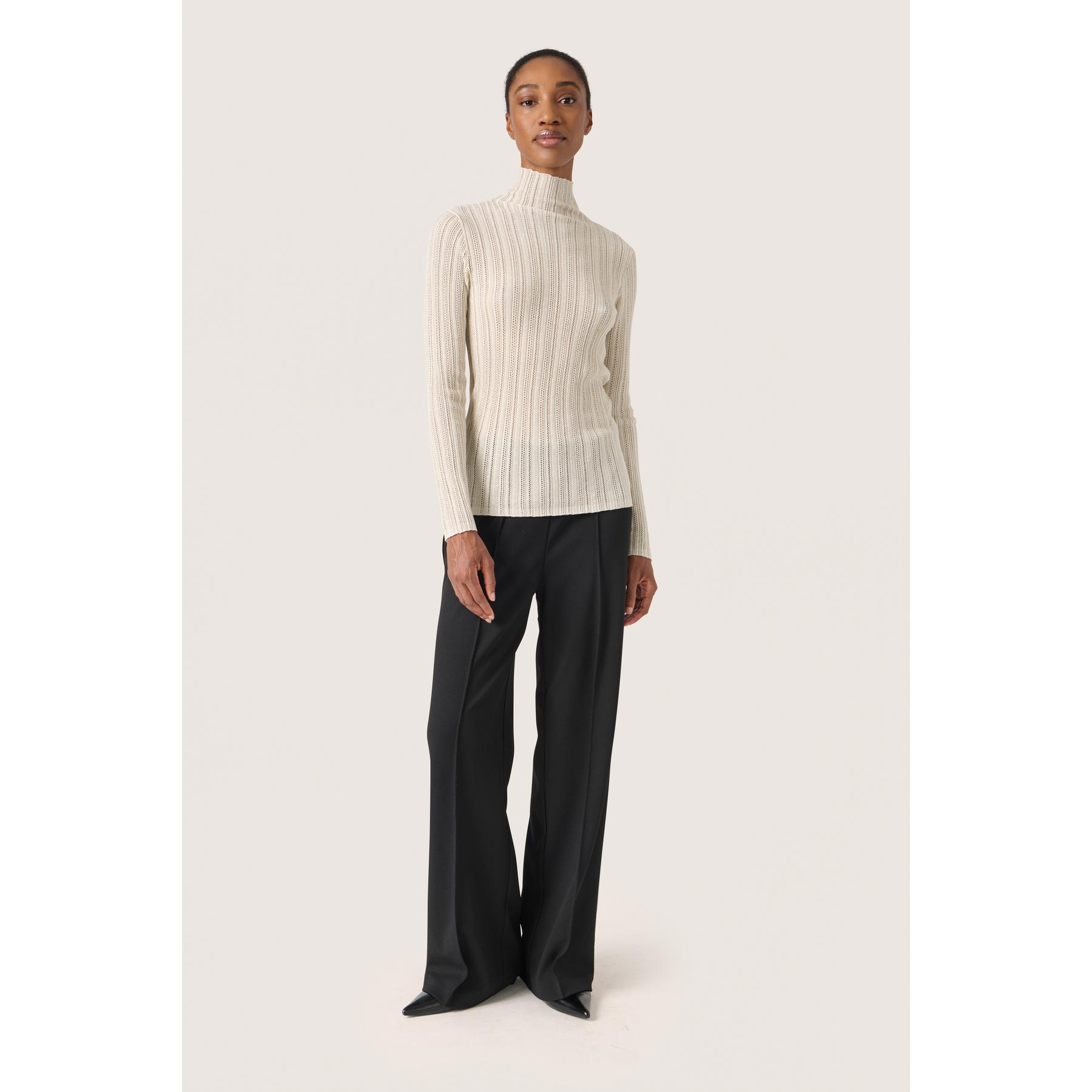 product/s/o/soaked-in-luxury_30407775-145002_8.jpg