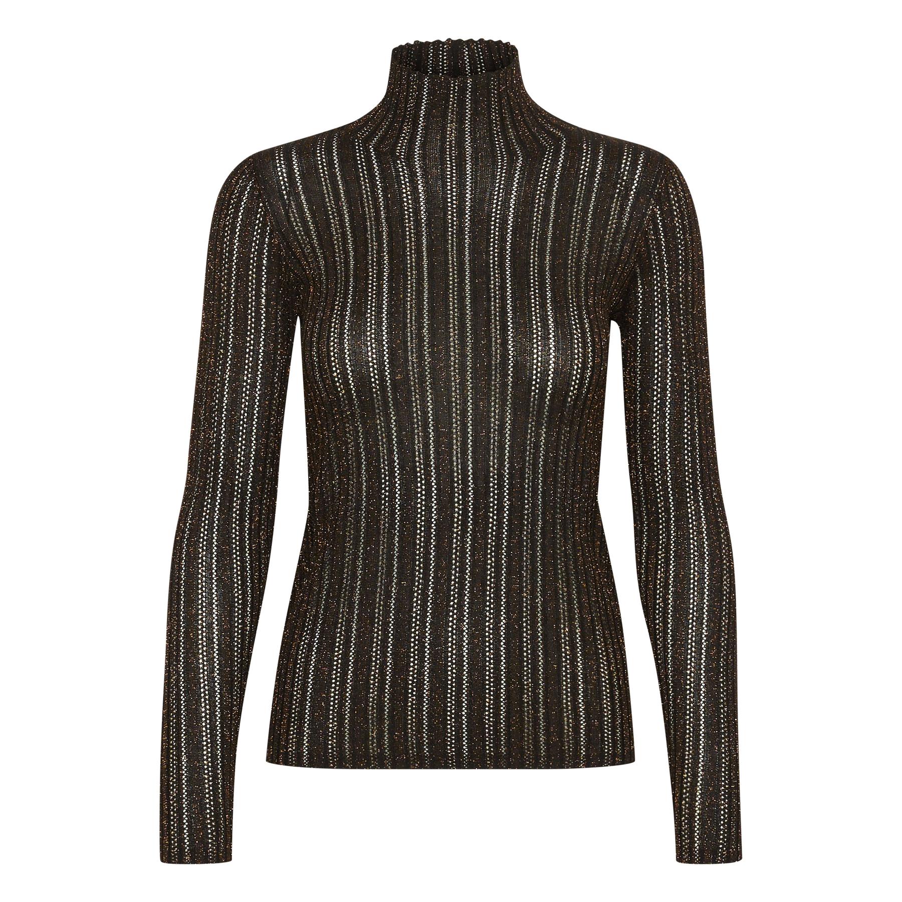 product/s/o/soaked-in-luxury_30407775-161325_0.jpg