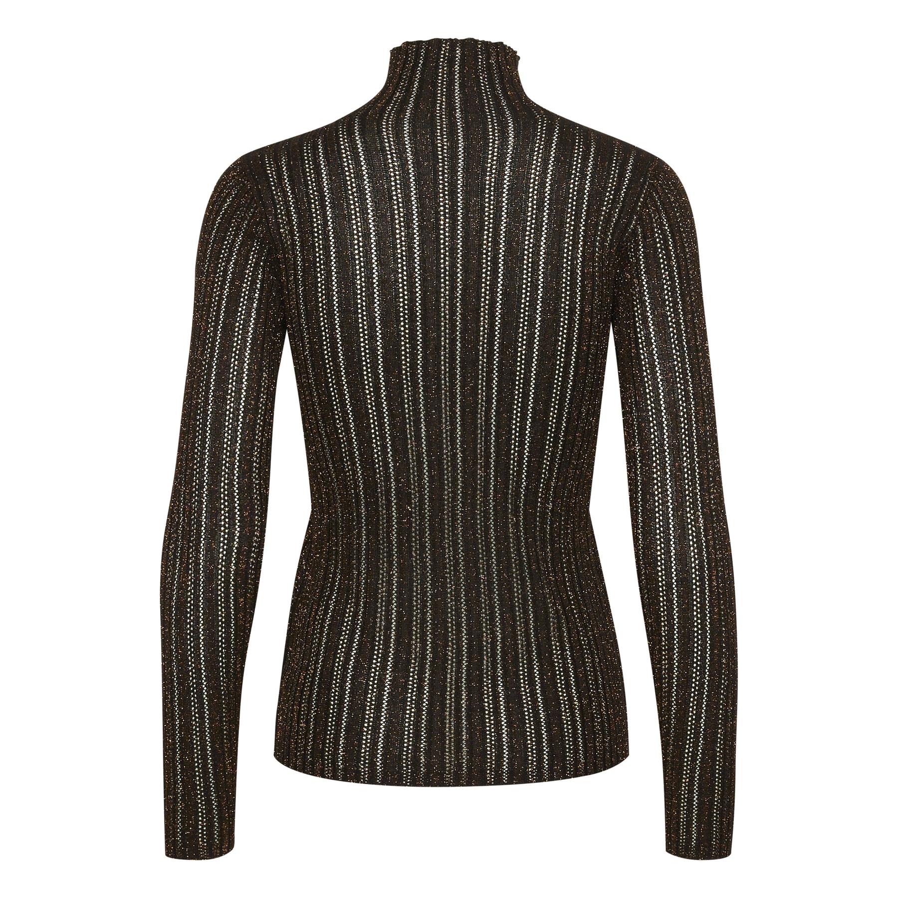 product/s/o/soaked-in-luxury_30407775-161325_1.jpg