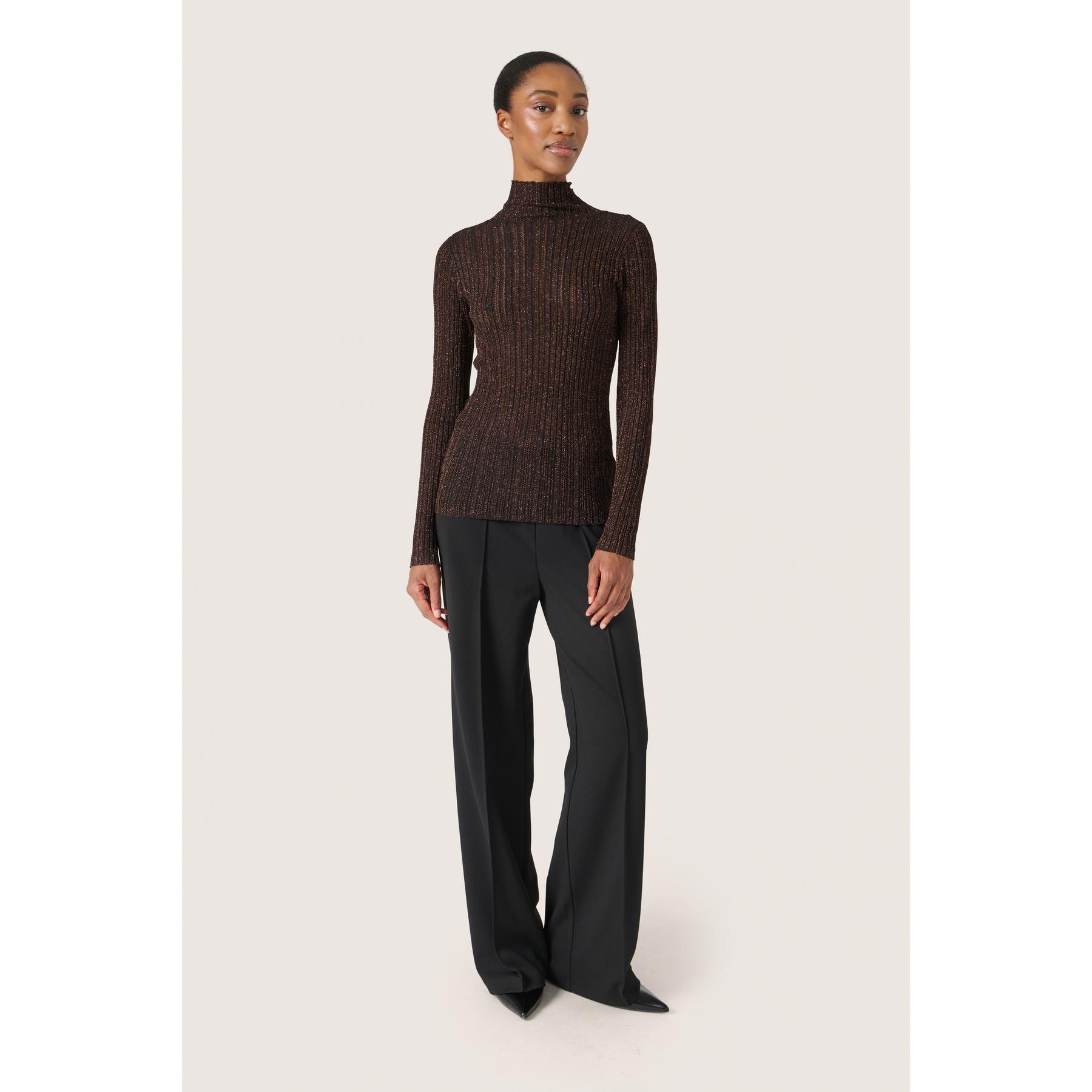 product/s/o/soaked-in-luxury_30407775-161325_3.jpg