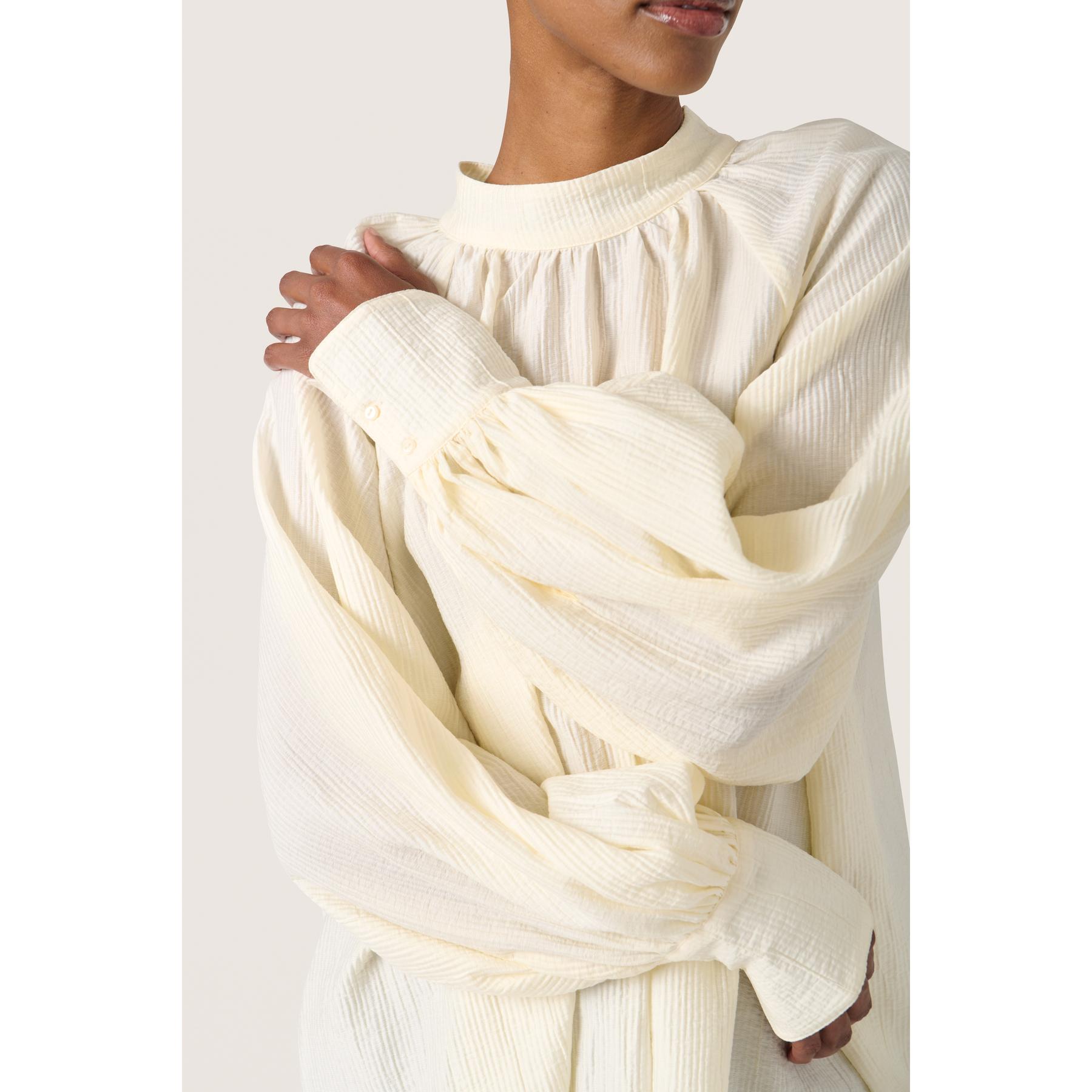 product/s/o/soaked-in-luxury_30407833-110701_3.jpg